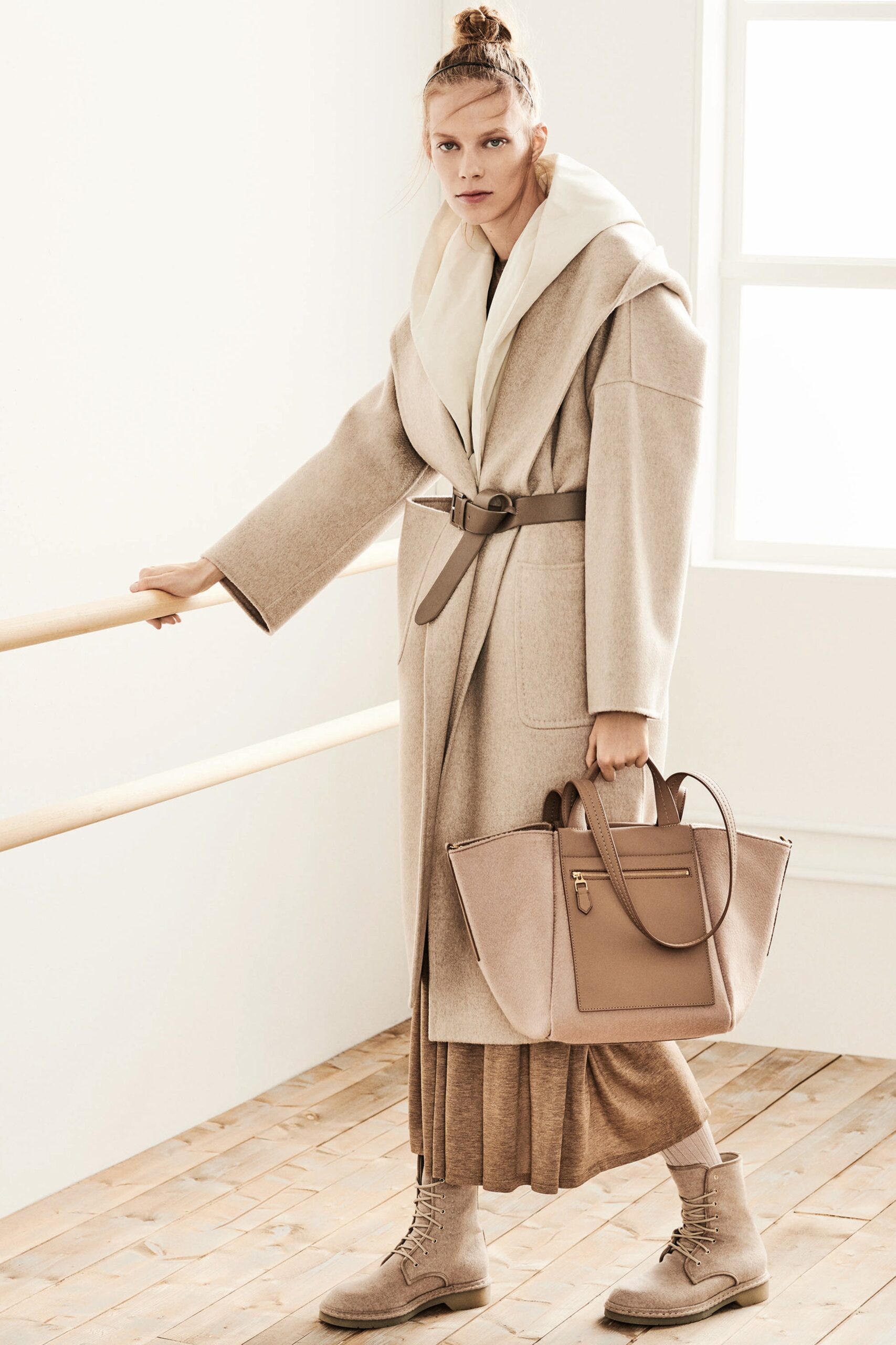 Max Mara F/W 19 Look 1