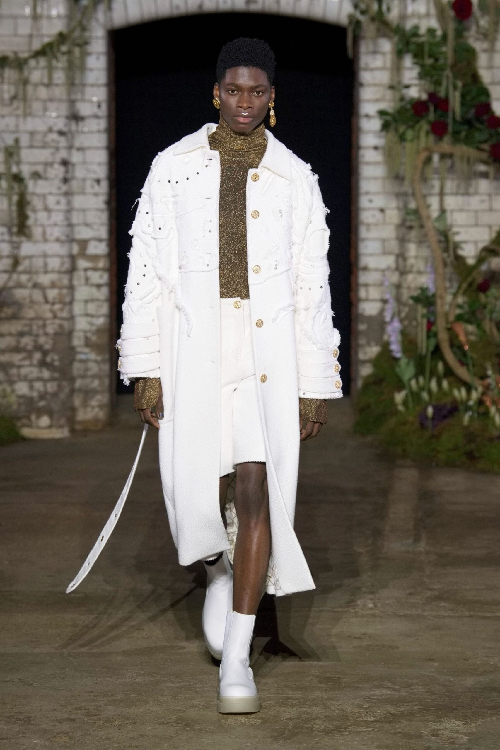 Mithridate F/W 22 Look 1