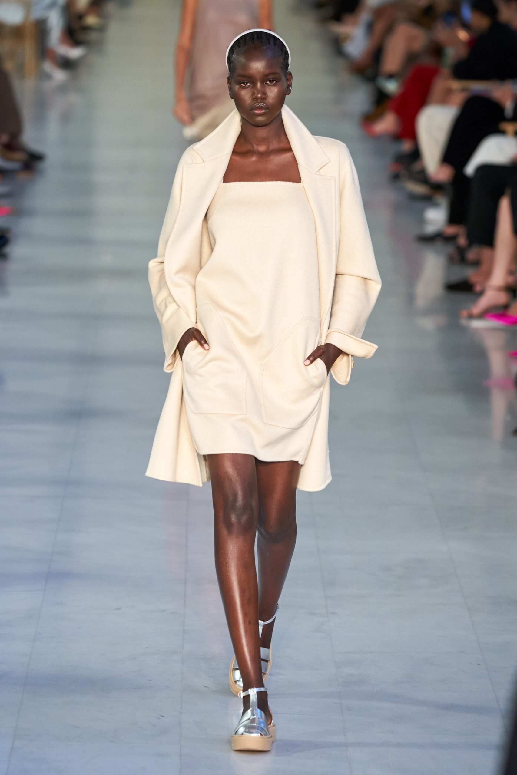 Max Mara S/S 22 Look 2