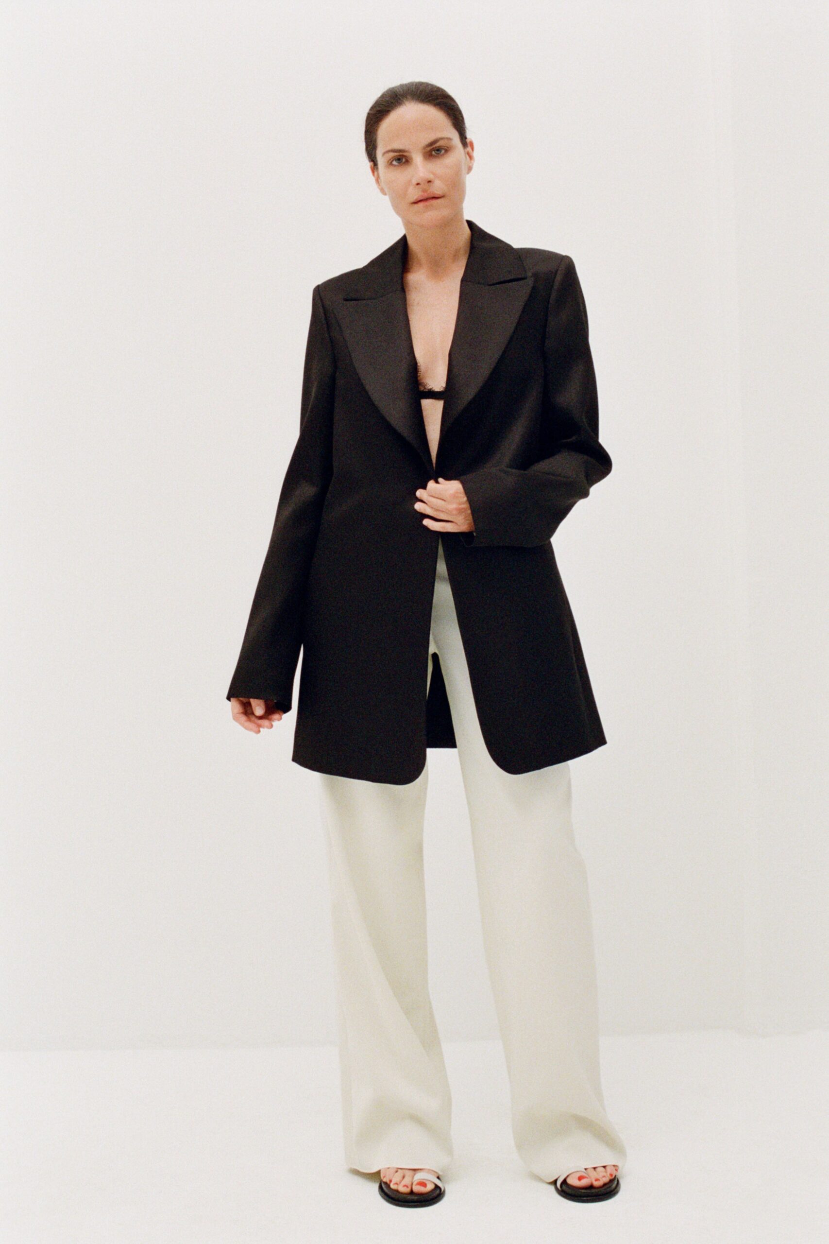 Marina Moscone Resort 20 Look 3