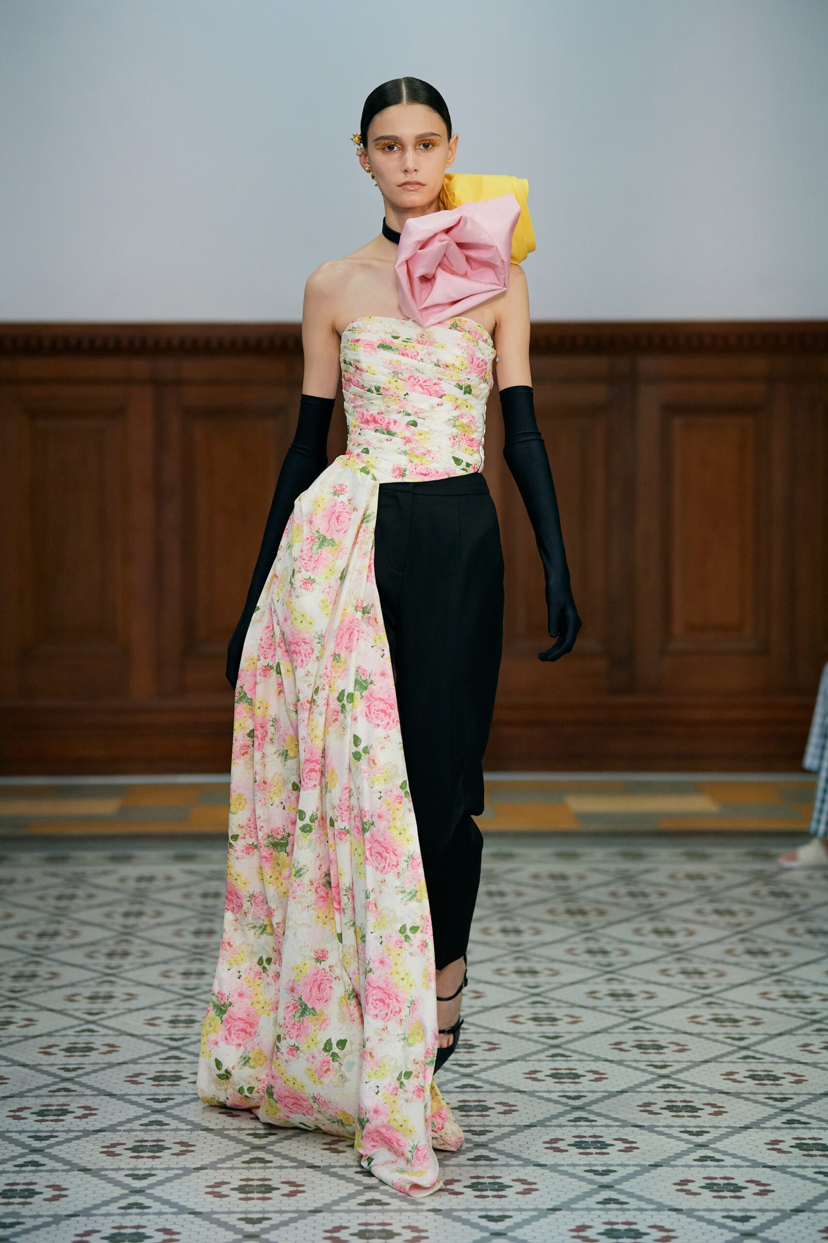 Ming Ma Shanghai S/S 22 Look 3