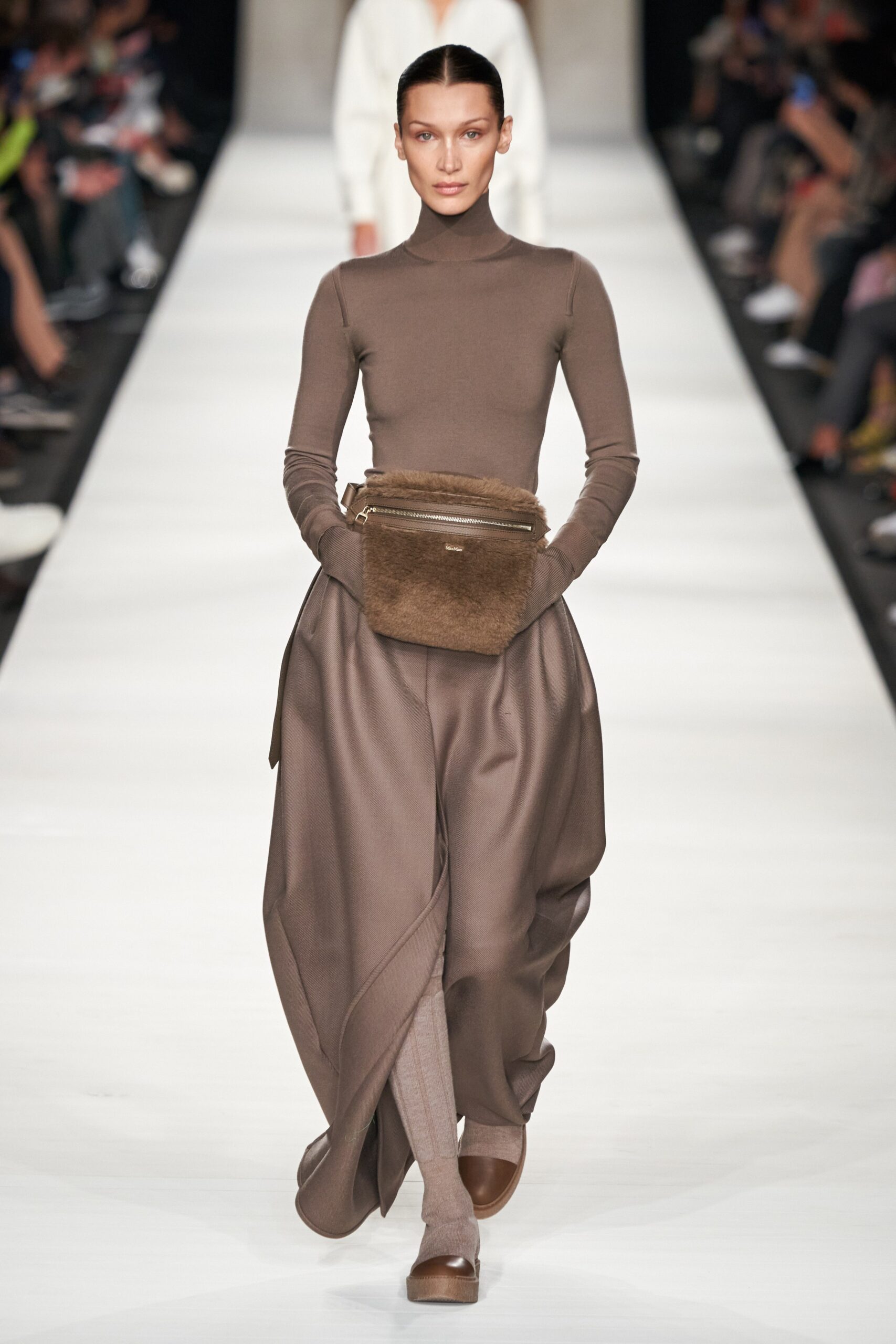 Max Mara F/W 22 Look 4