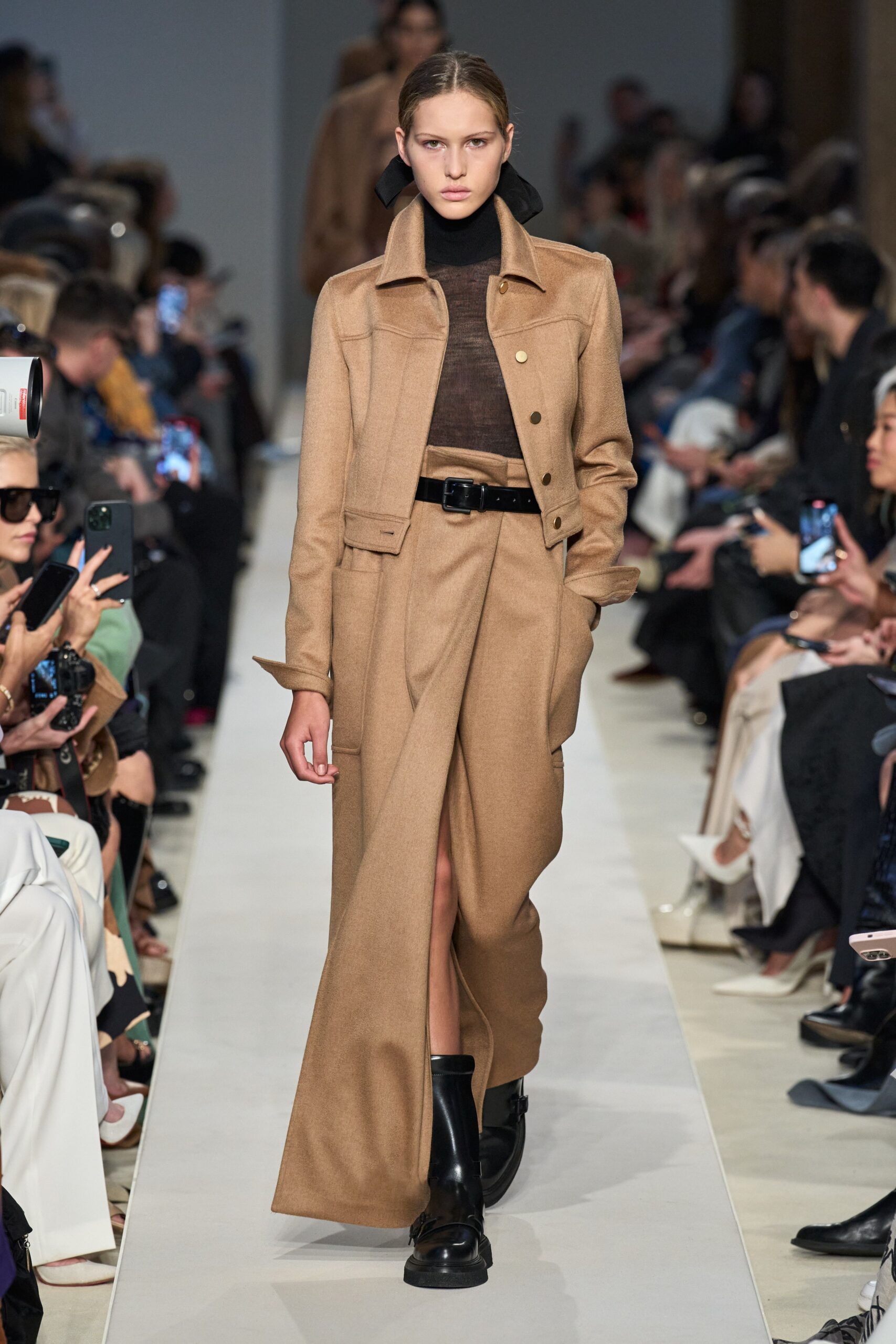 Max Mara F/W 23 Look 4