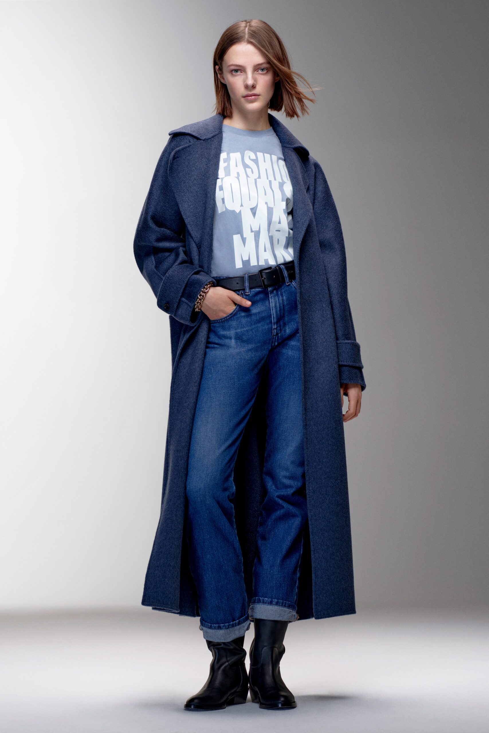 Max Mara F/W 22 Look 6