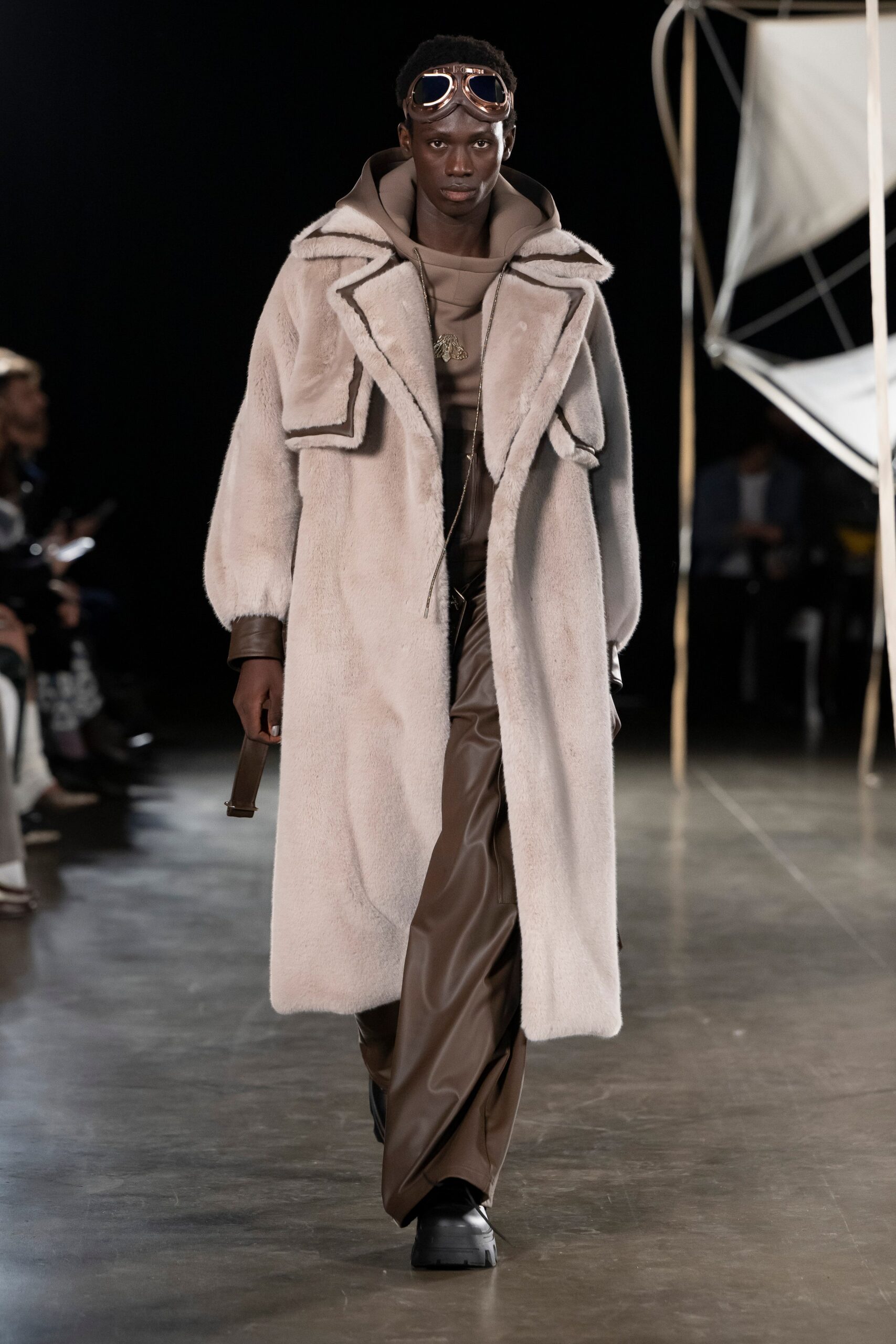 Mithridate F/W 23 Look 6