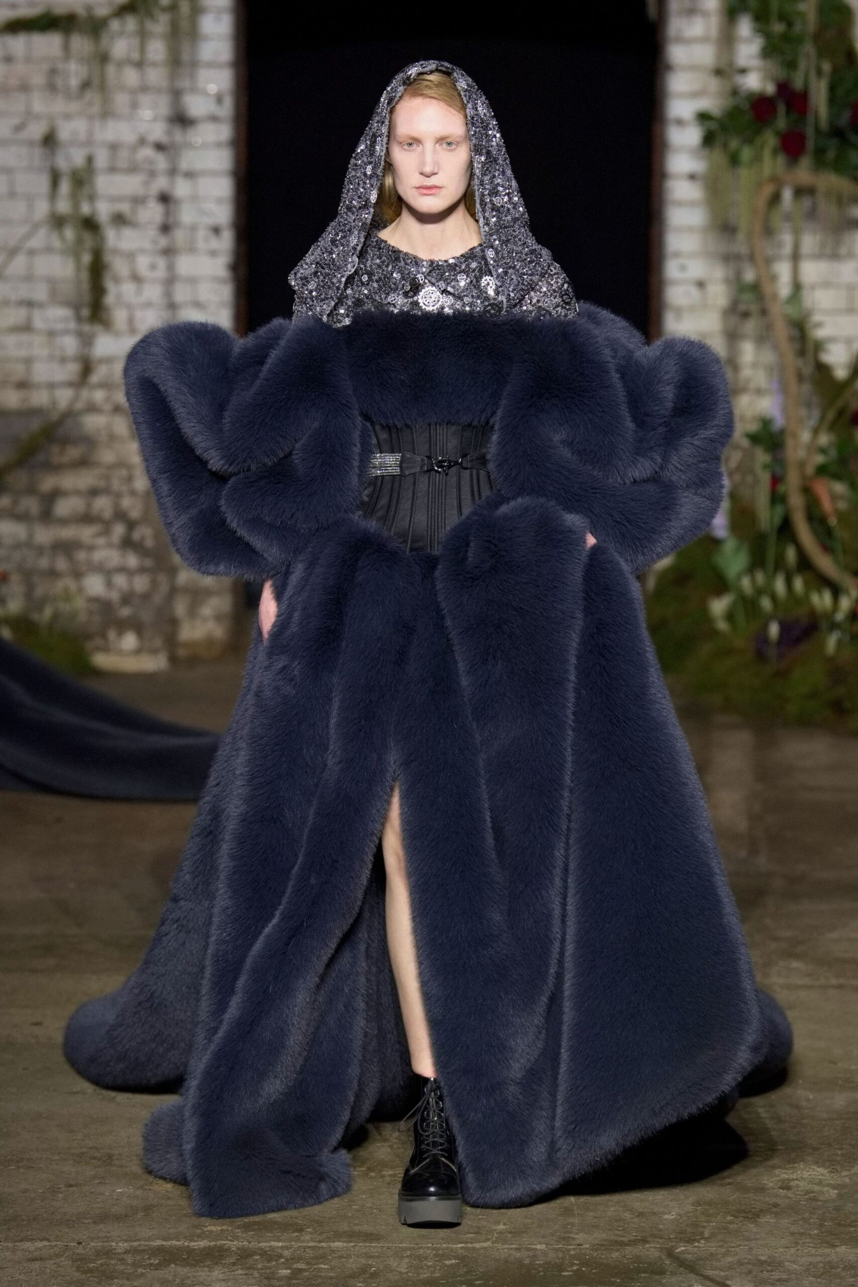 Mithridate F/W 22 Look 8