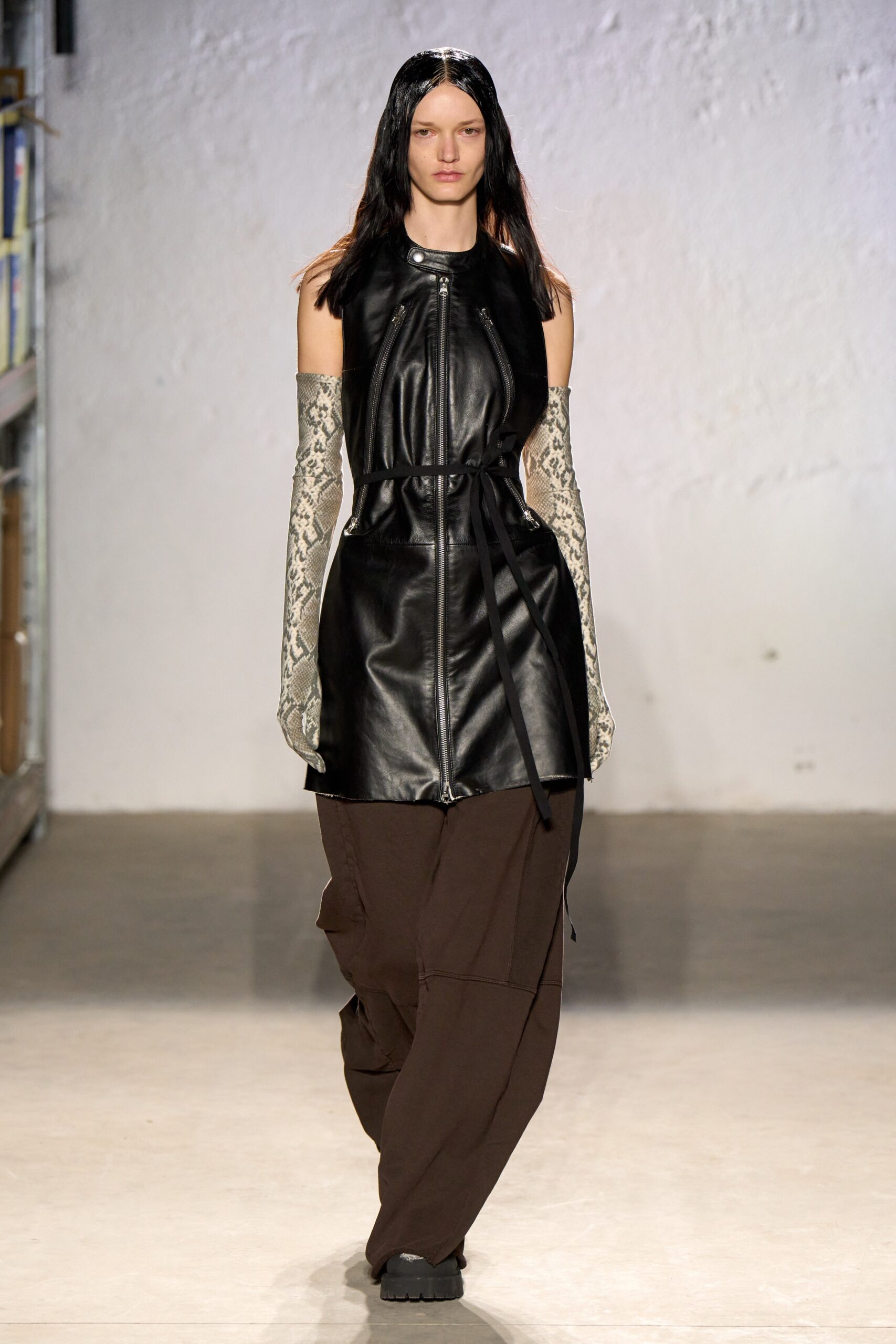 MM6 Maison Margiela F/W 22 Menswear Look 8