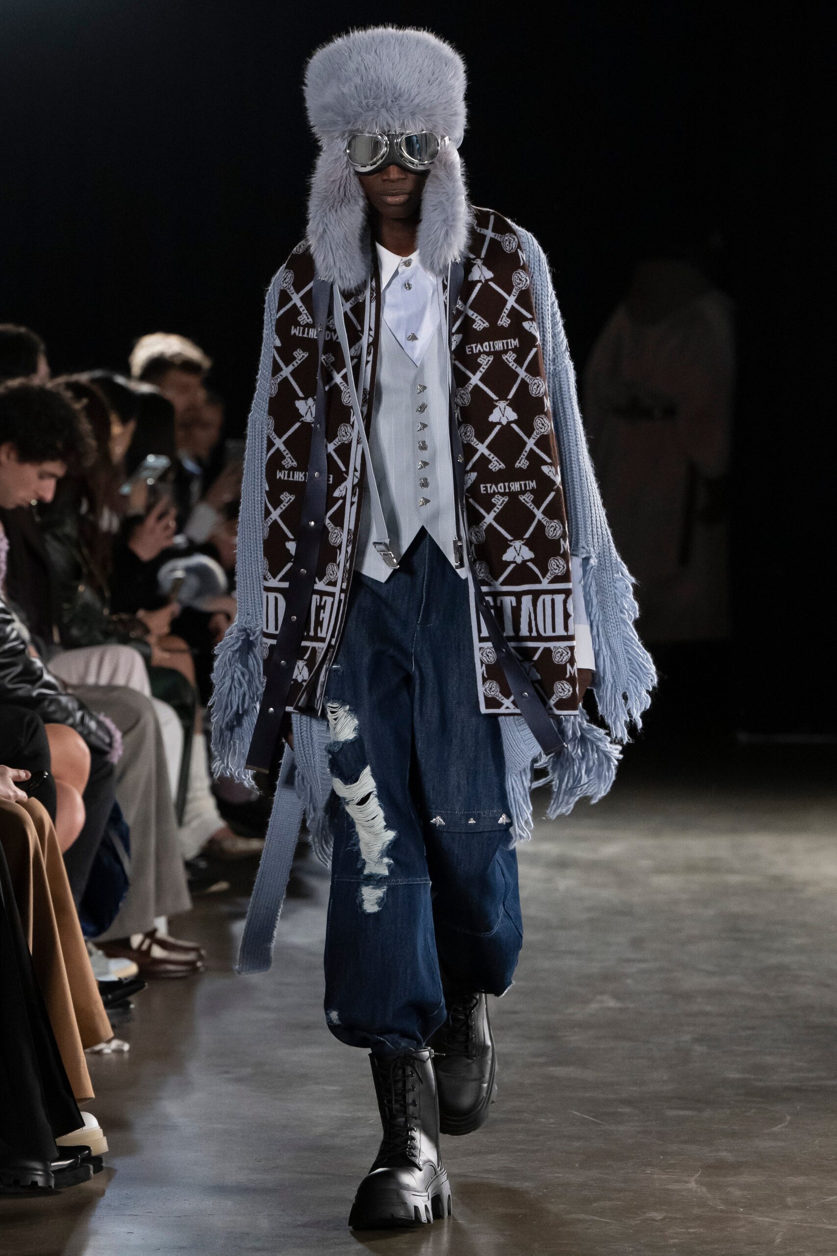 Mithridate F/W 23 Look 9