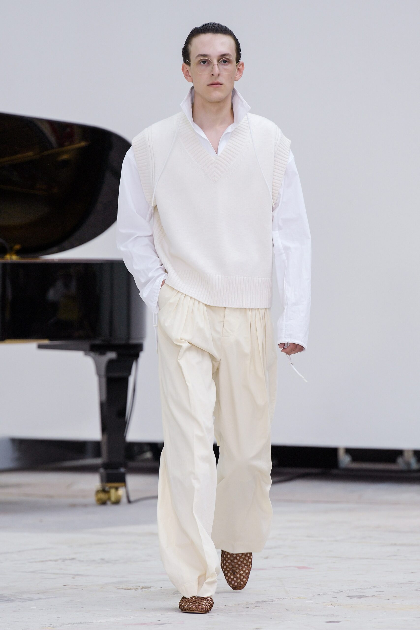 Mark Kenly Domino Tan Copenhagen S/S 21 Look 10