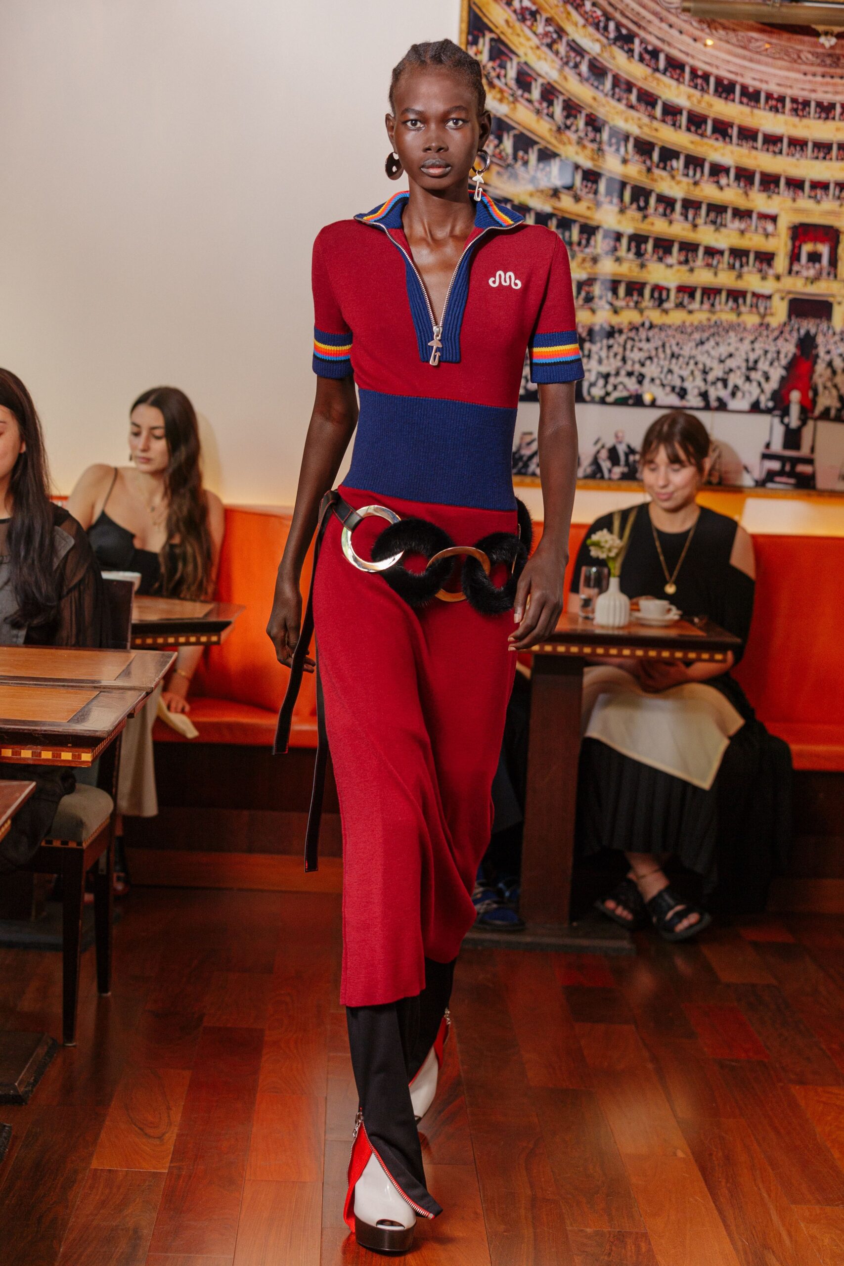 Marina Moscone Resort 22 Look 11