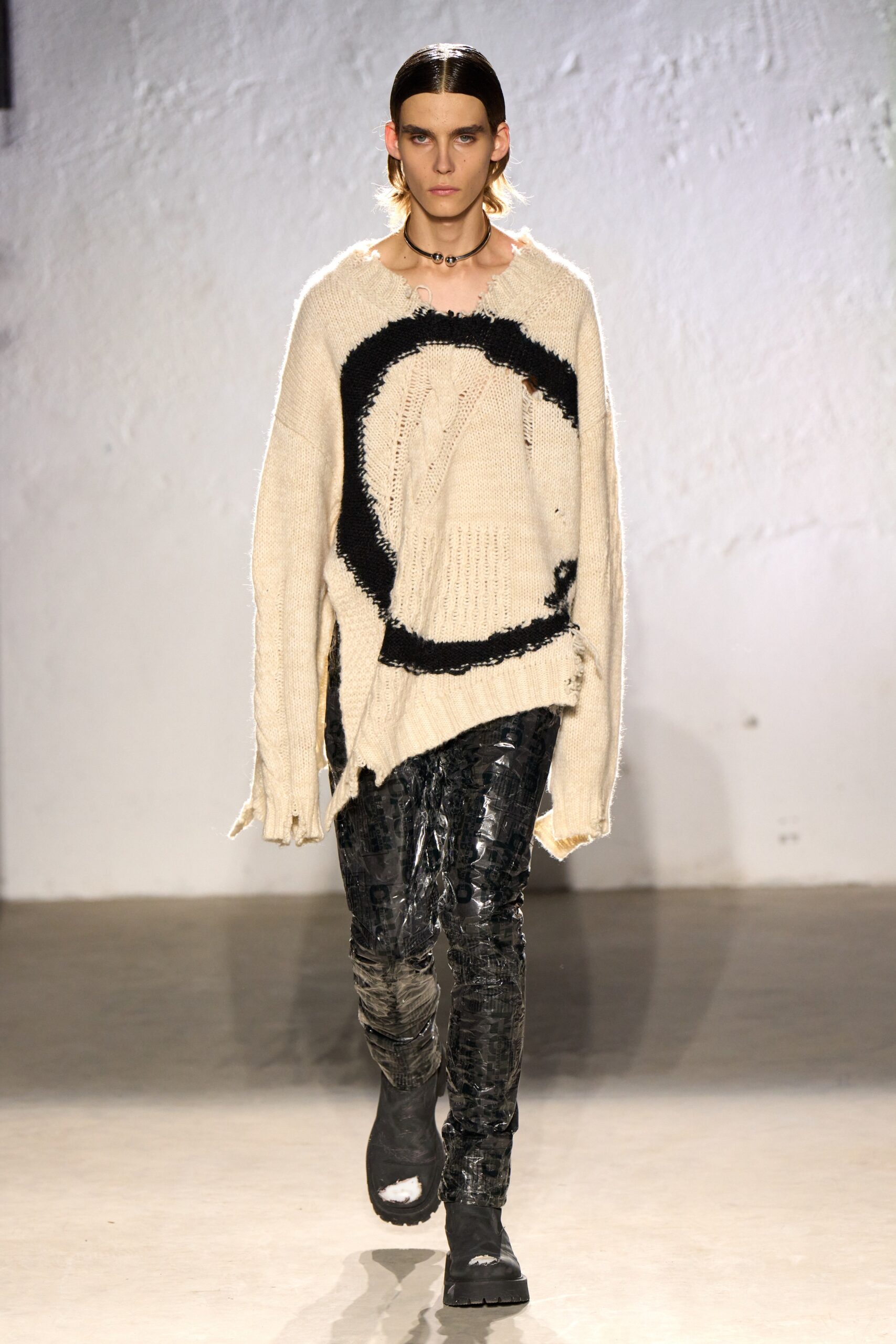 MM6 Maison Margiela F/W 22 Menswear Look 11