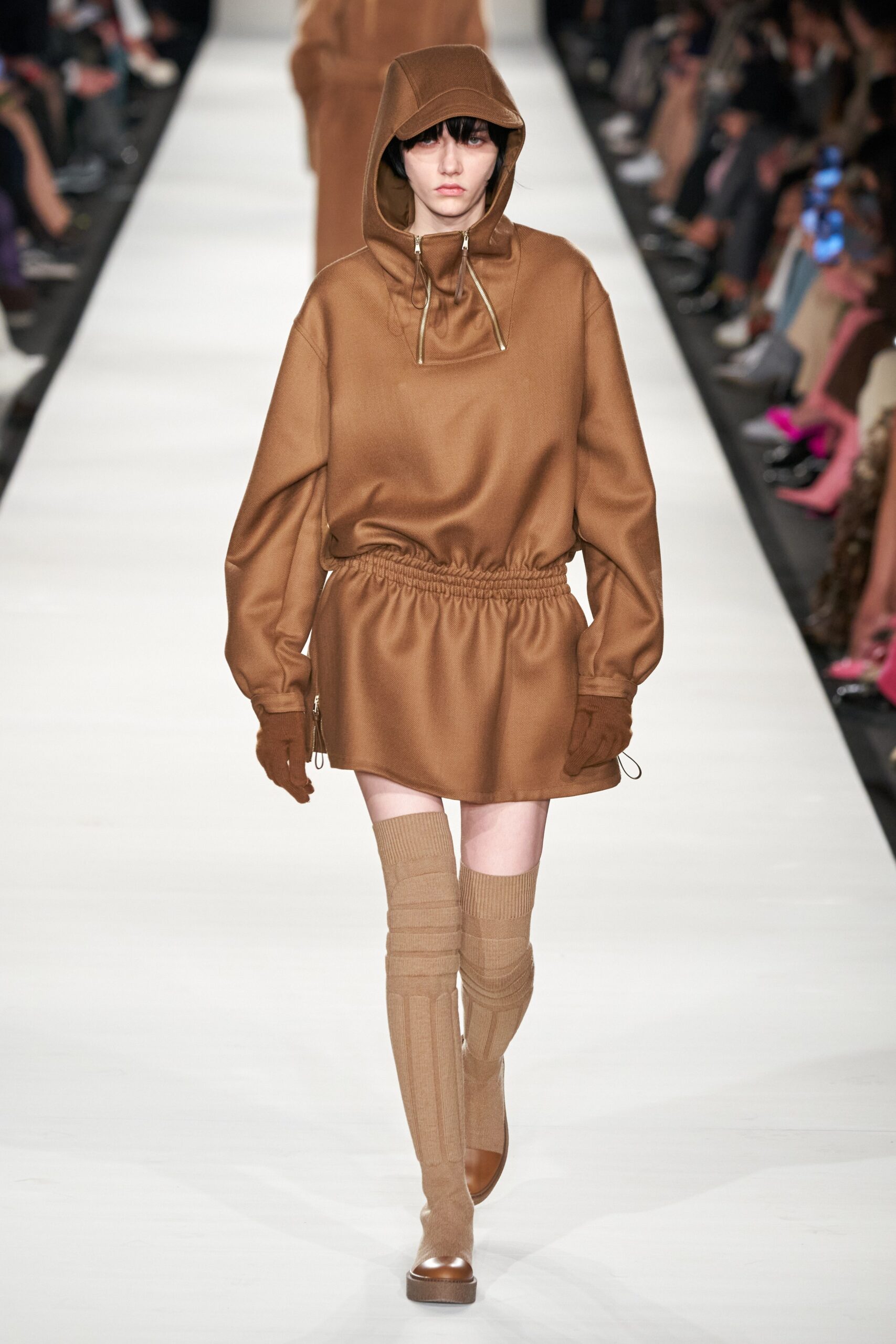 Max Mara F/W 22 Look 12