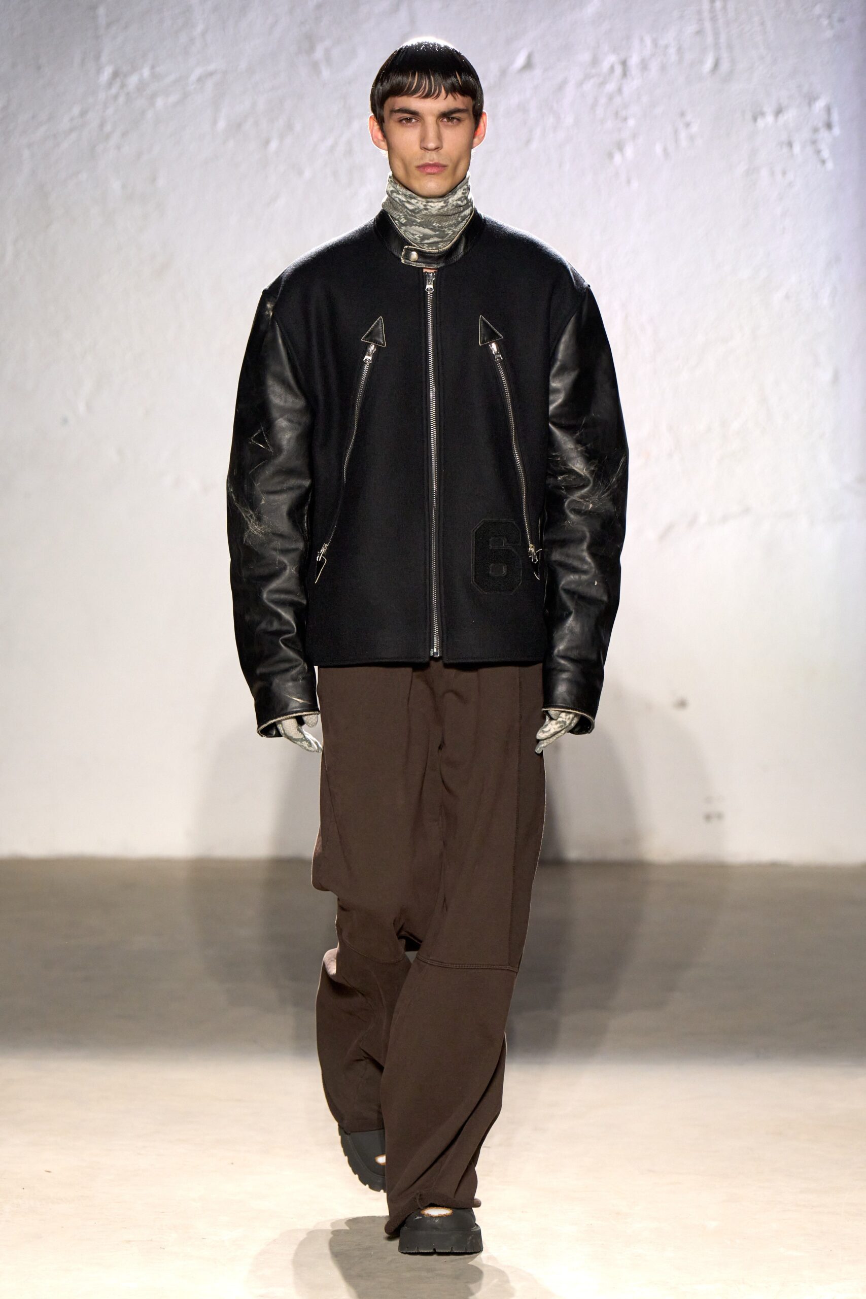 MM6 Maison Margiela F/W 22 Menswear Look 12