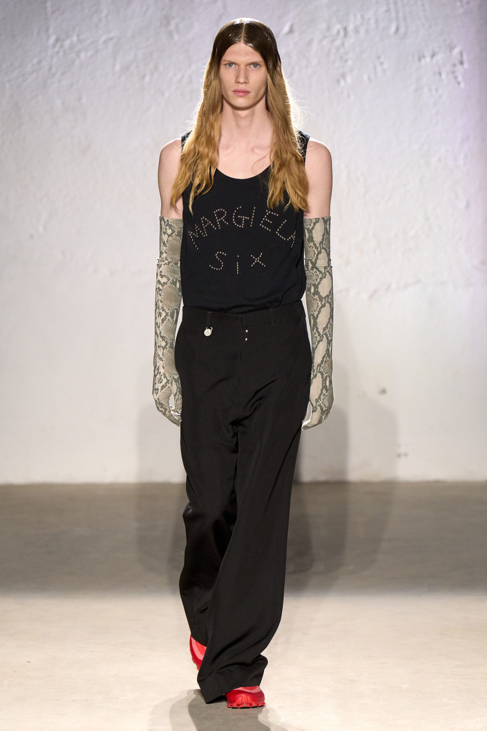 MM6 Maison Margiela F/W 22 Menswear Look 13