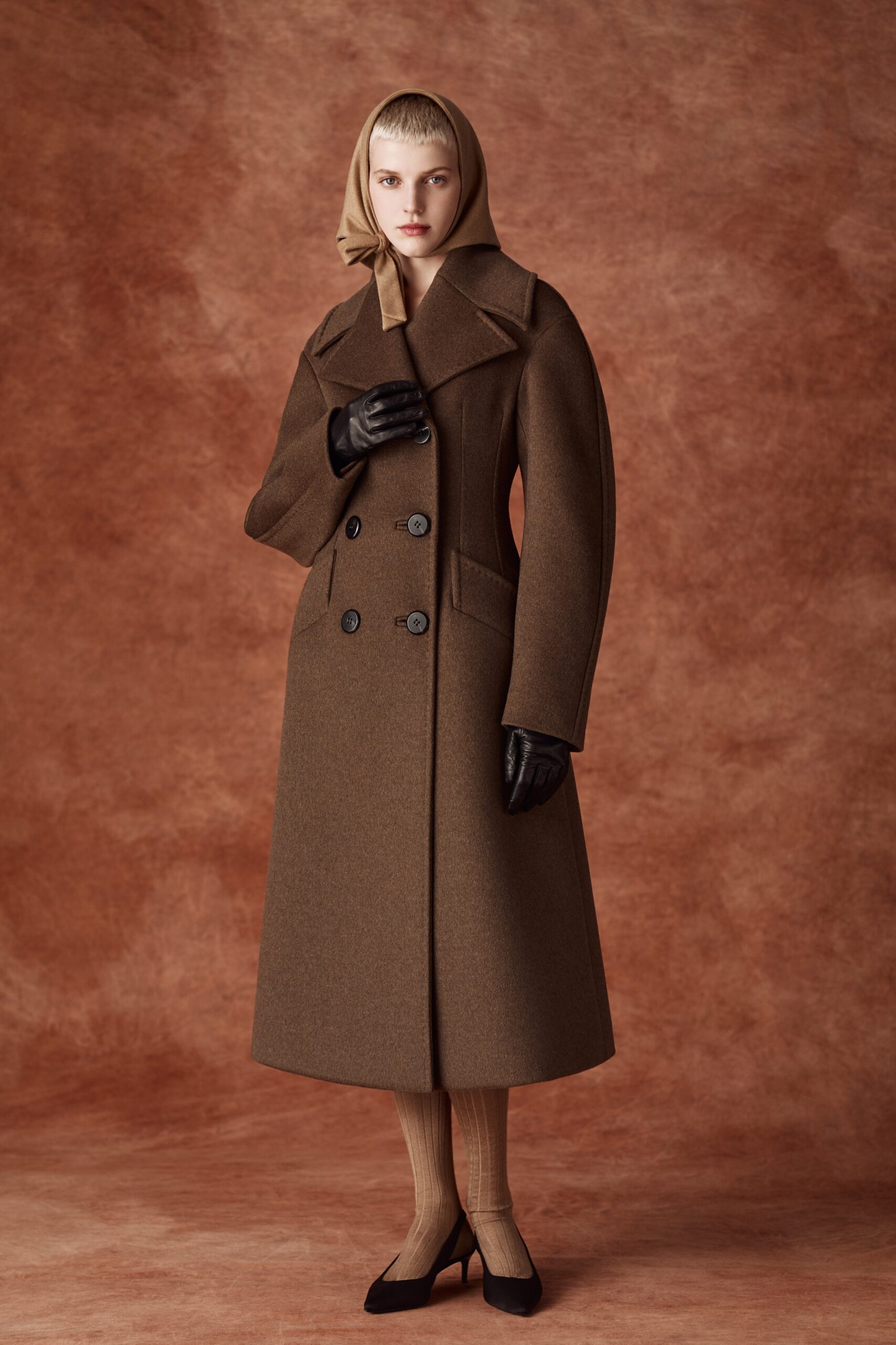 Max Mara Atelier F/W 22 Look 14