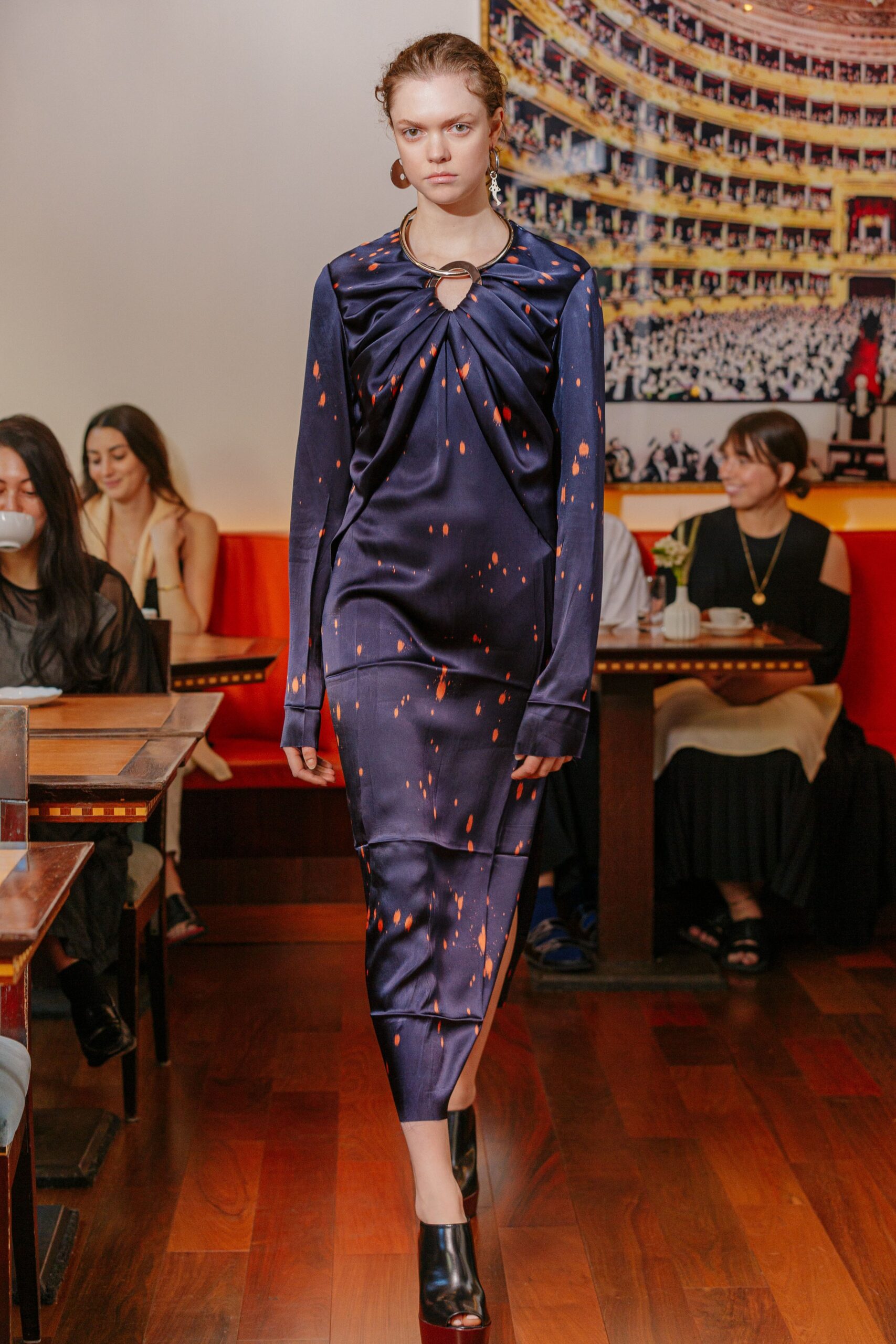 Marina Moscone Resort 22 Look 15