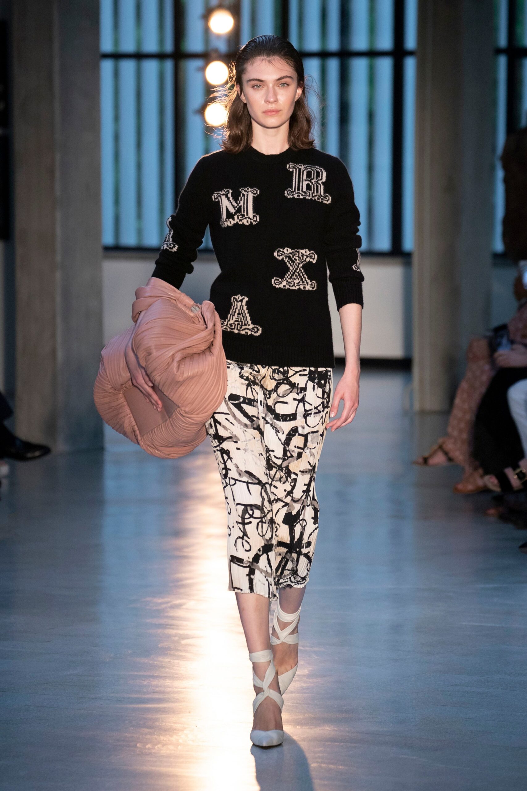 Max Mara Resort 19 Look 16