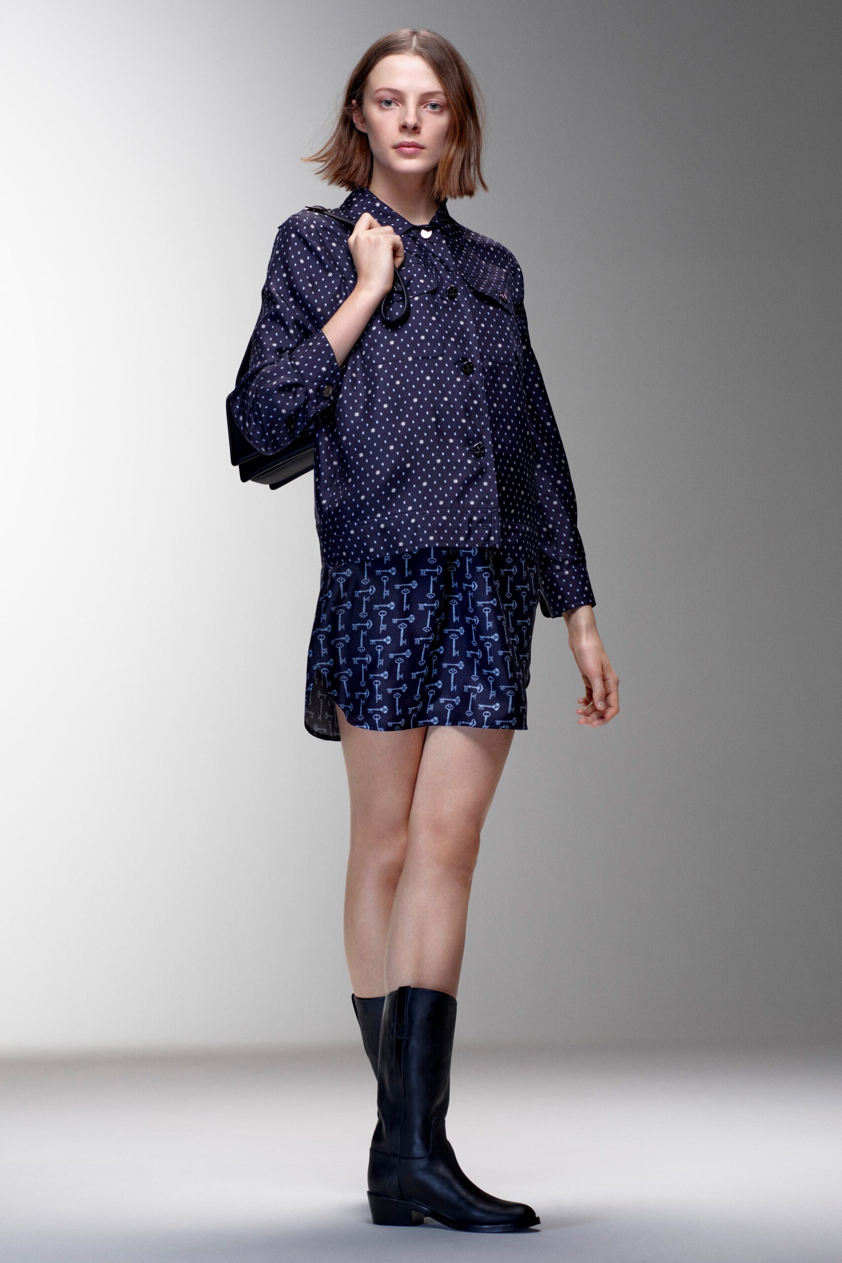 Max Mara F/W 22 Look 18