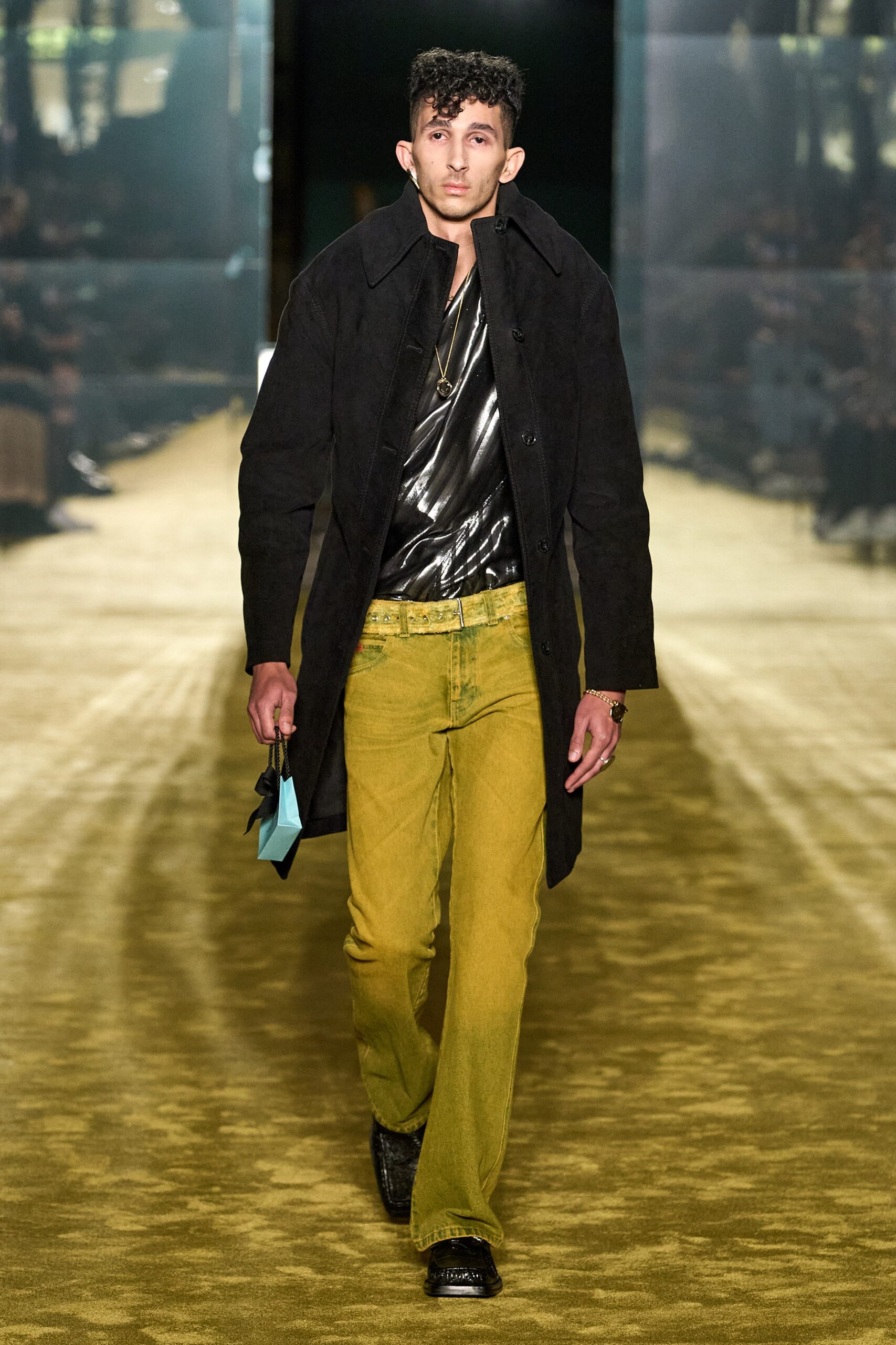 Martine Rose F/W 23 Menswear Look 18
