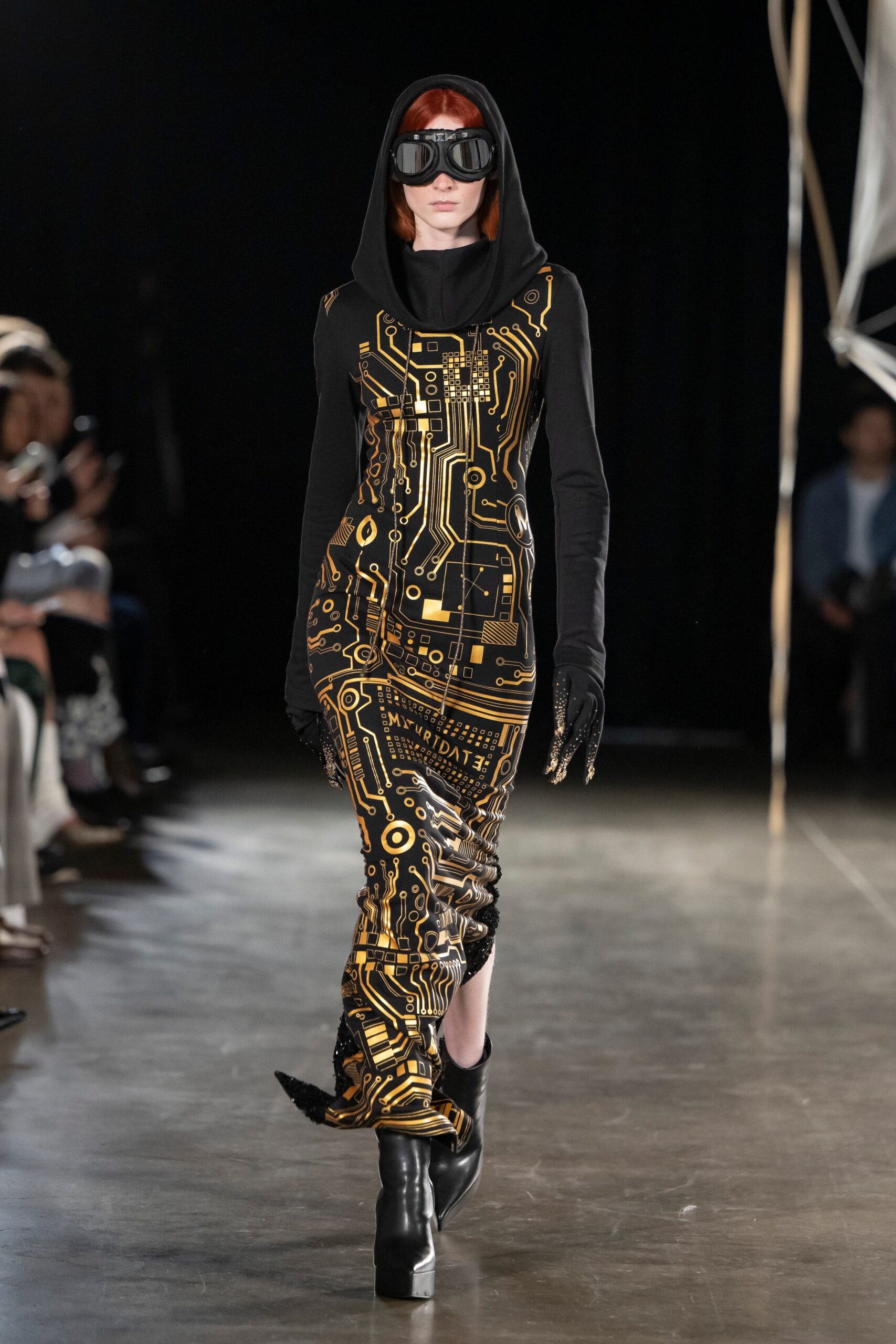 Mithridate F/W 23 Look 20