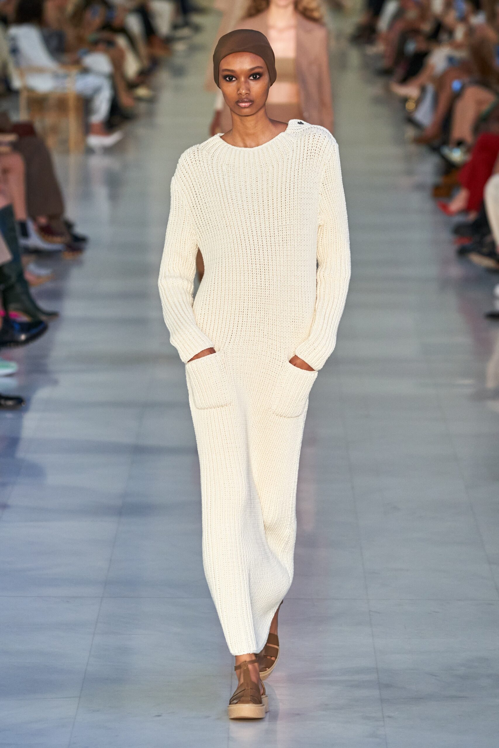Max Mara S/S 22 Look 21