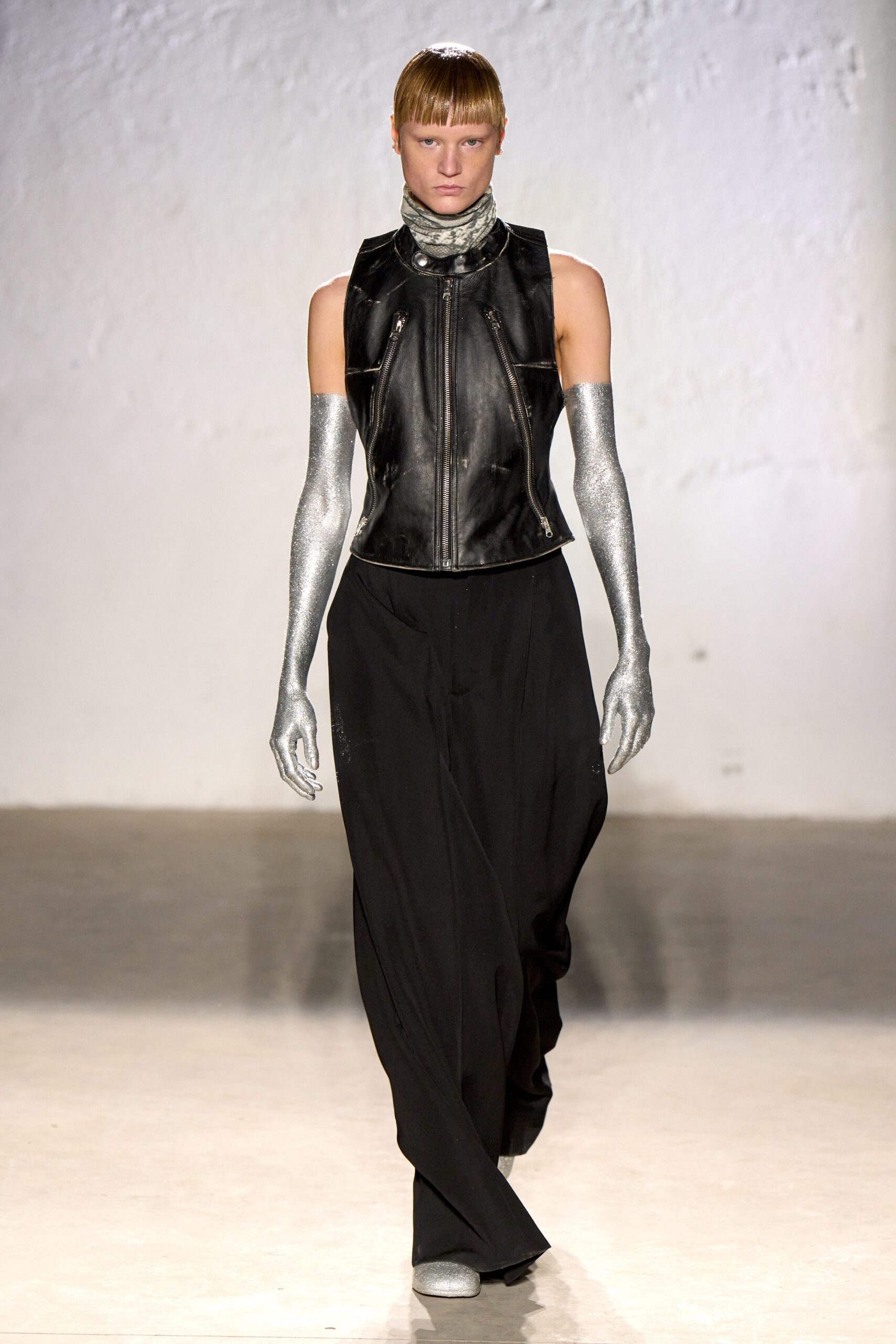 MM6 Maison Margiela F/W 22 Menswear Look 21