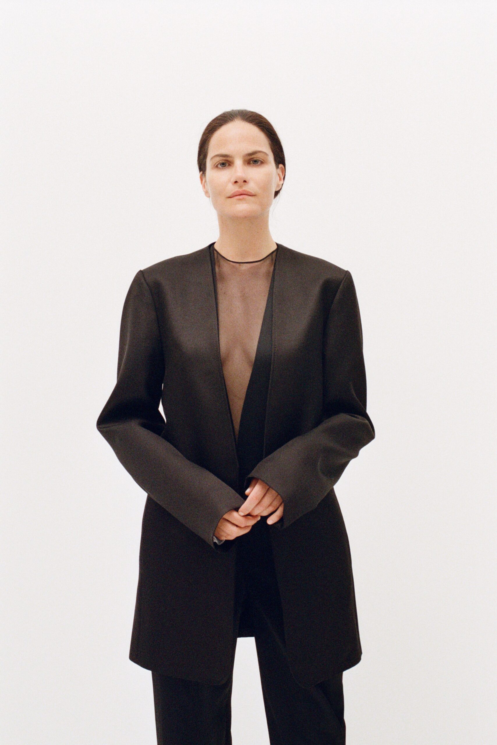 Marina Moscone Resort 20 Look 25
