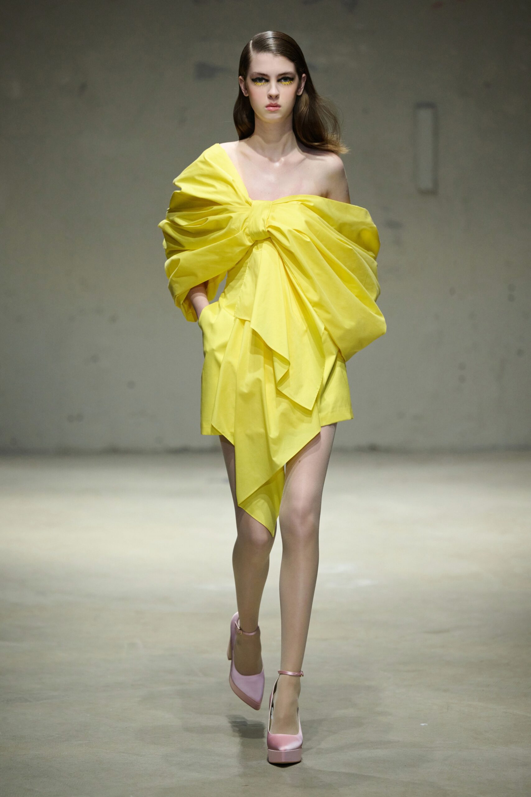 Ming Ma Shanghai F/W 23 Look 26