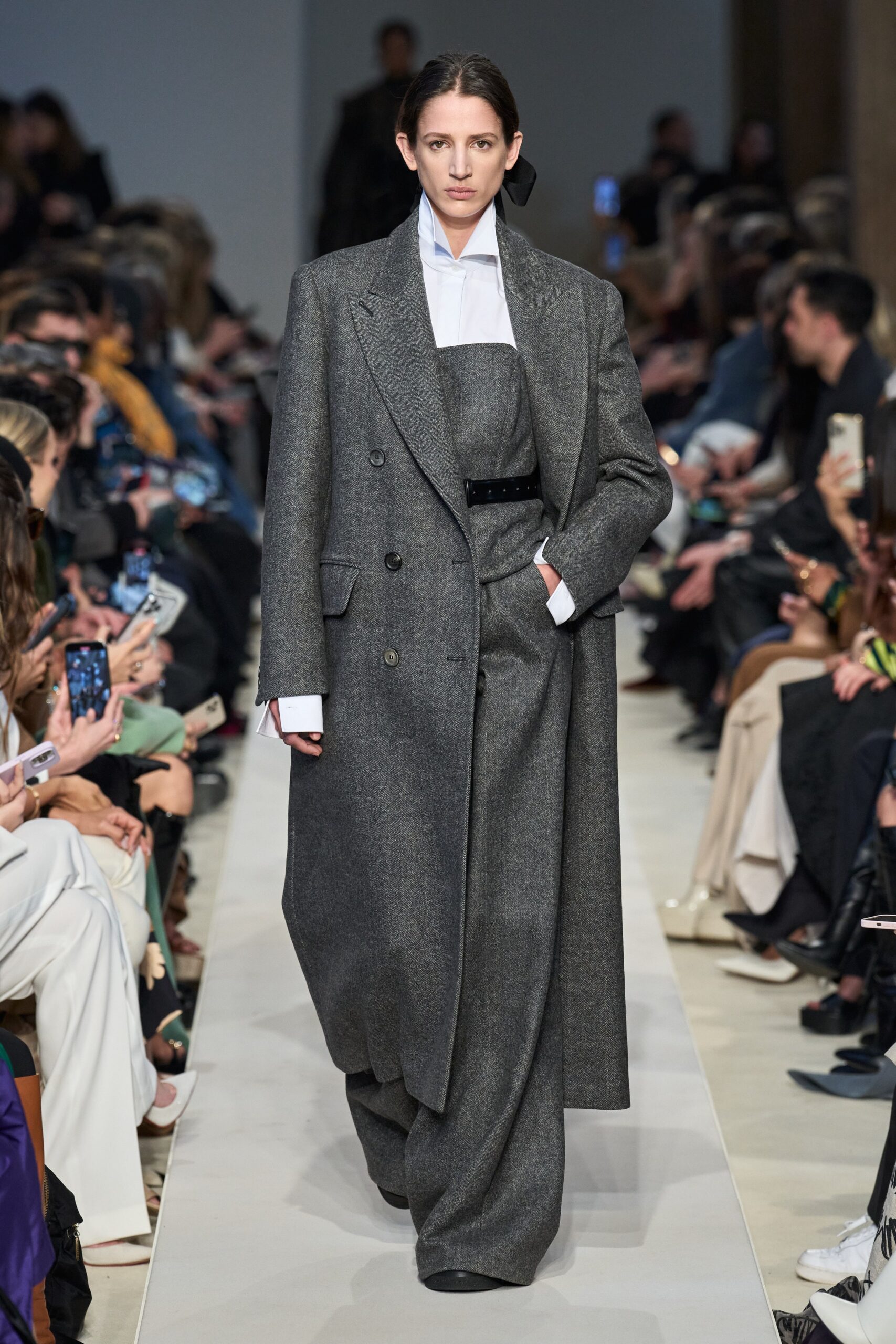 Max Mara F/W 23 Look 28