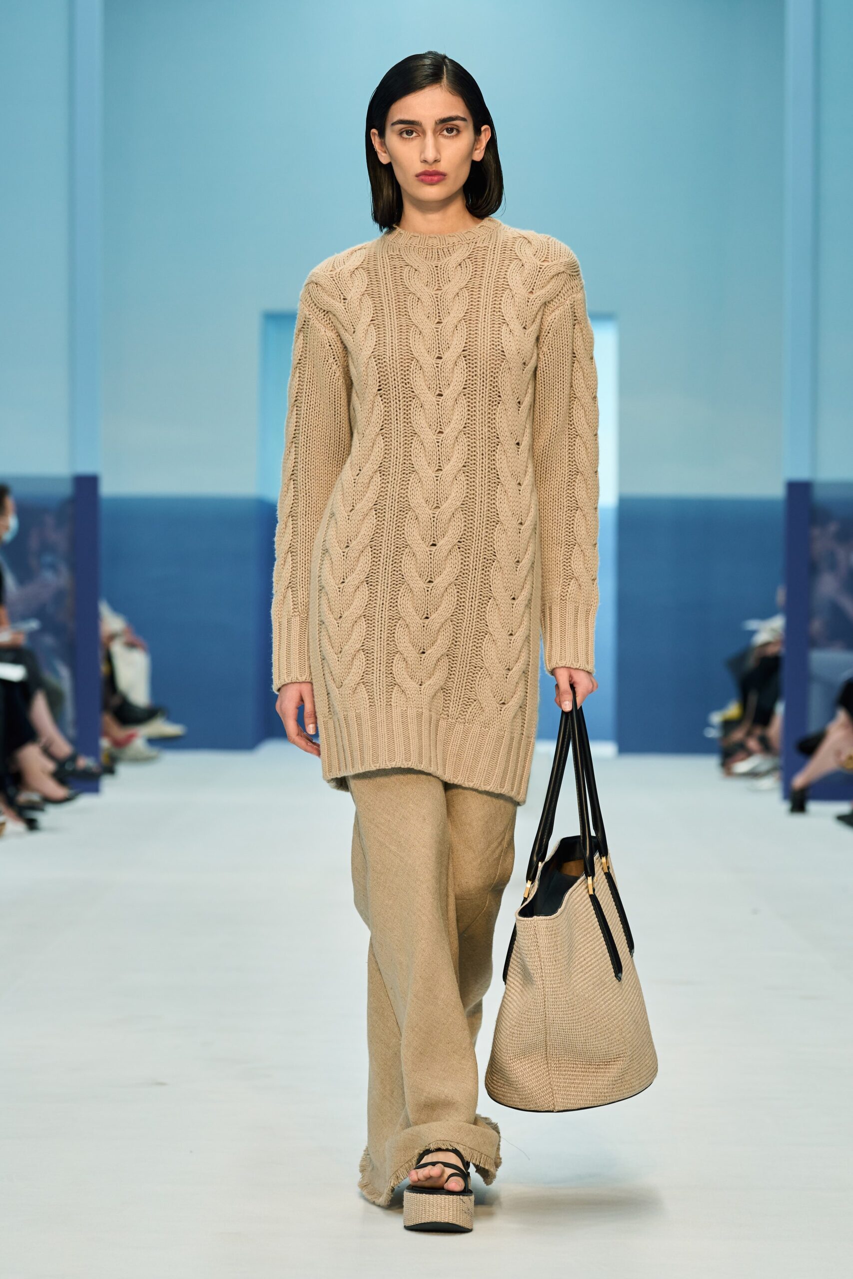 Max Mara S/S 23 Look 28