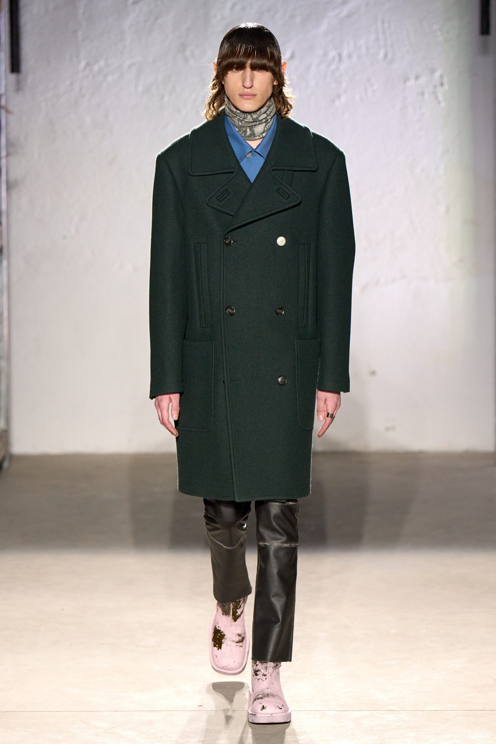 MM6 Maison Margiela F/W 22 Menswear Look 32