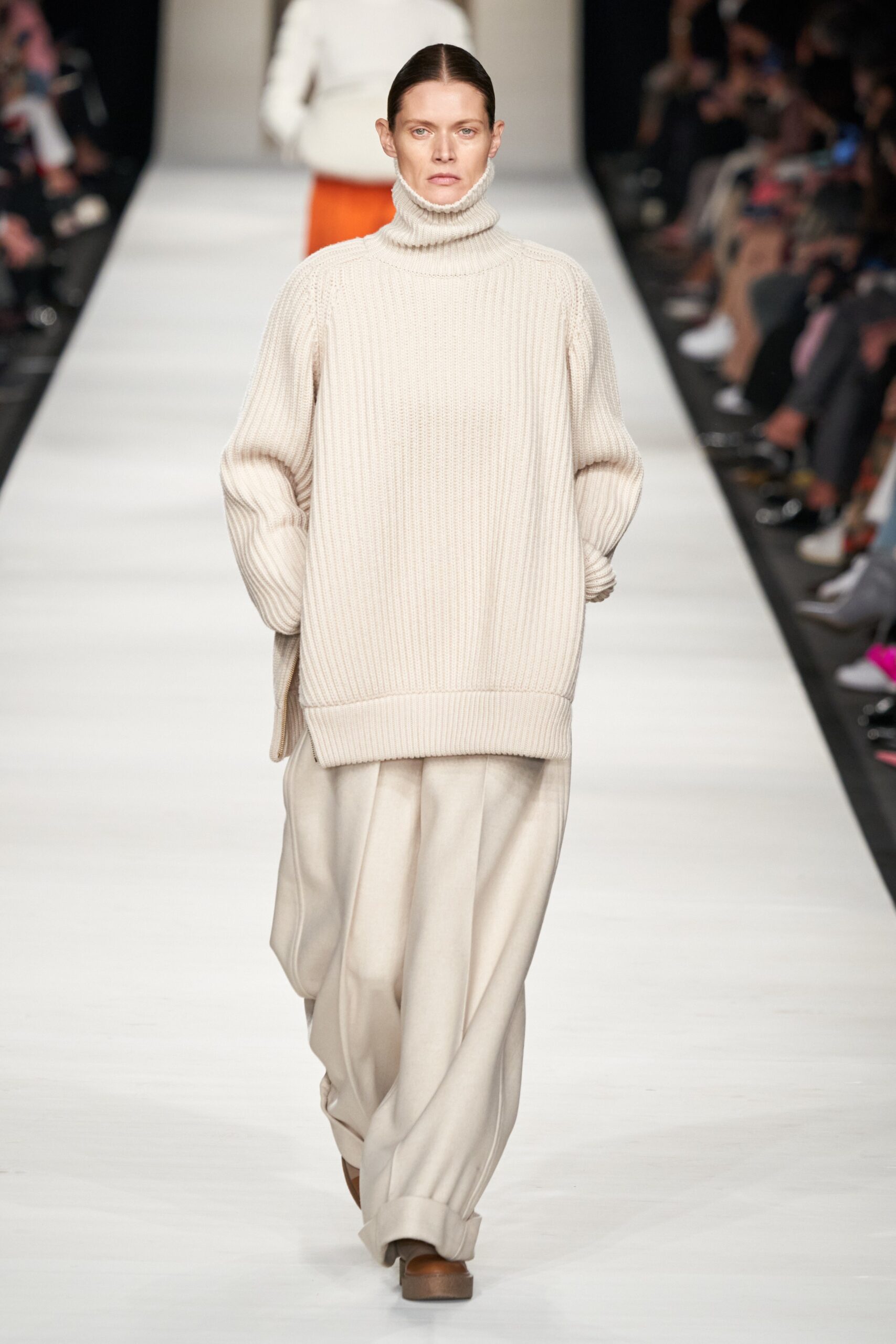 Max Mara F/W 22 Look 34
