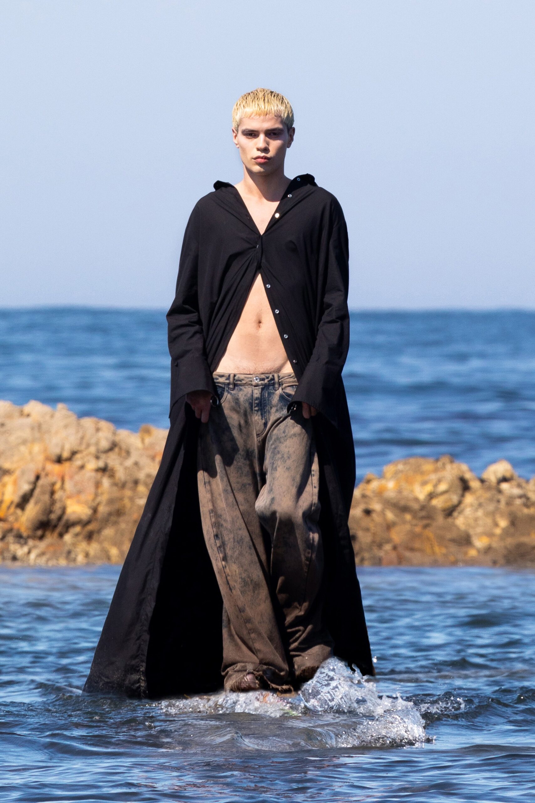 Marques’Almeida F/W 22 Look 35