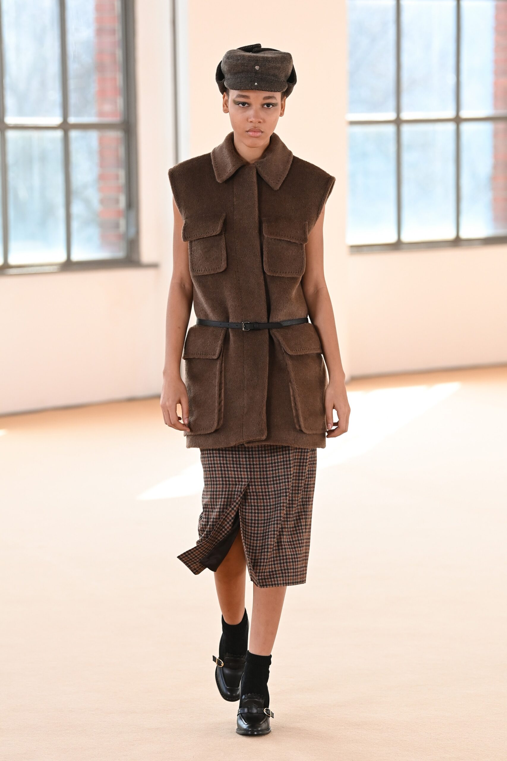 Max Mara F/W 21 Look 36