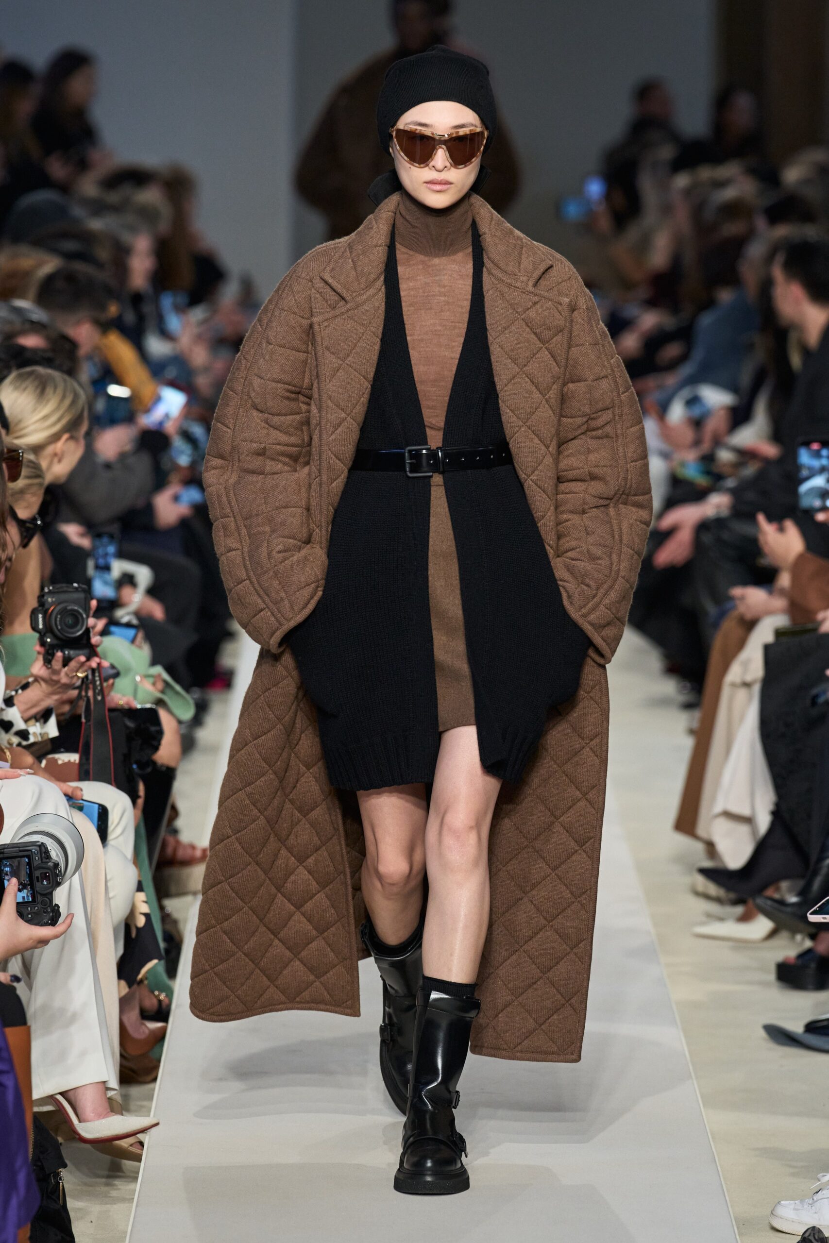 Max Mara F/W 23 Look 36