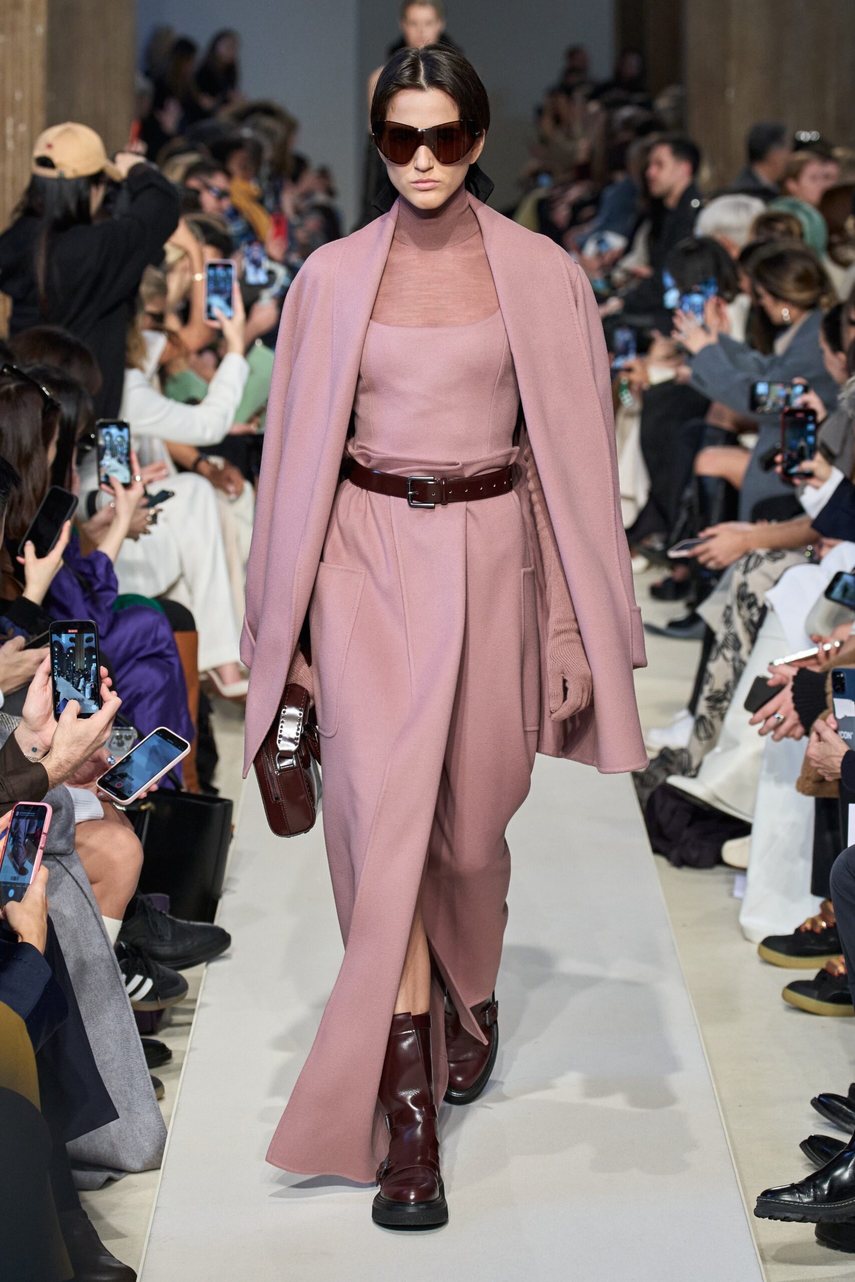 Max Mara F/W 23 Look 38