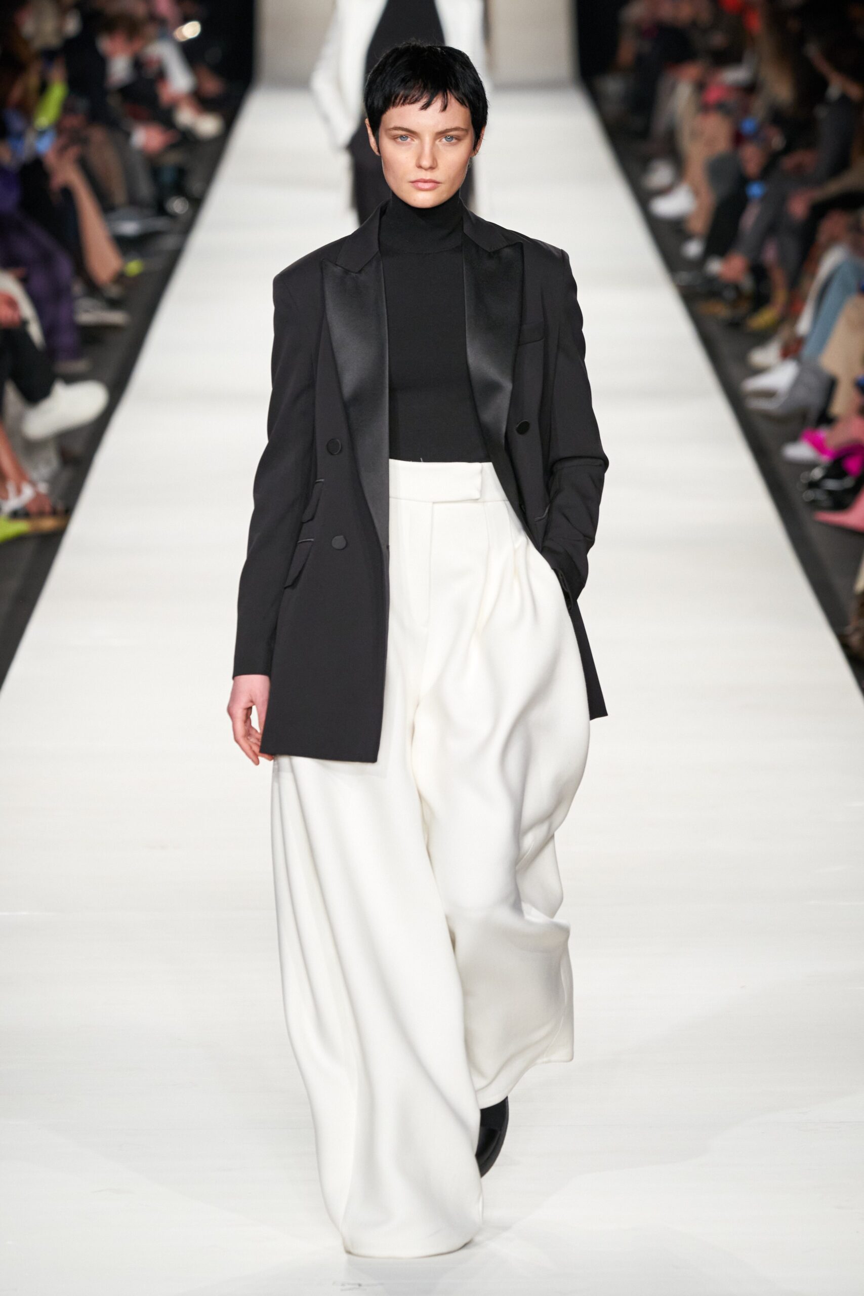 Max Mara F/W 22 Look 40