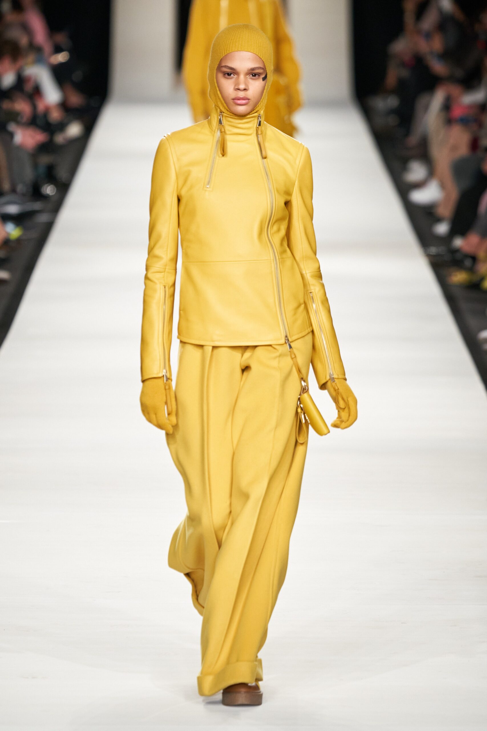 Max Mara F/W 22 Look 44