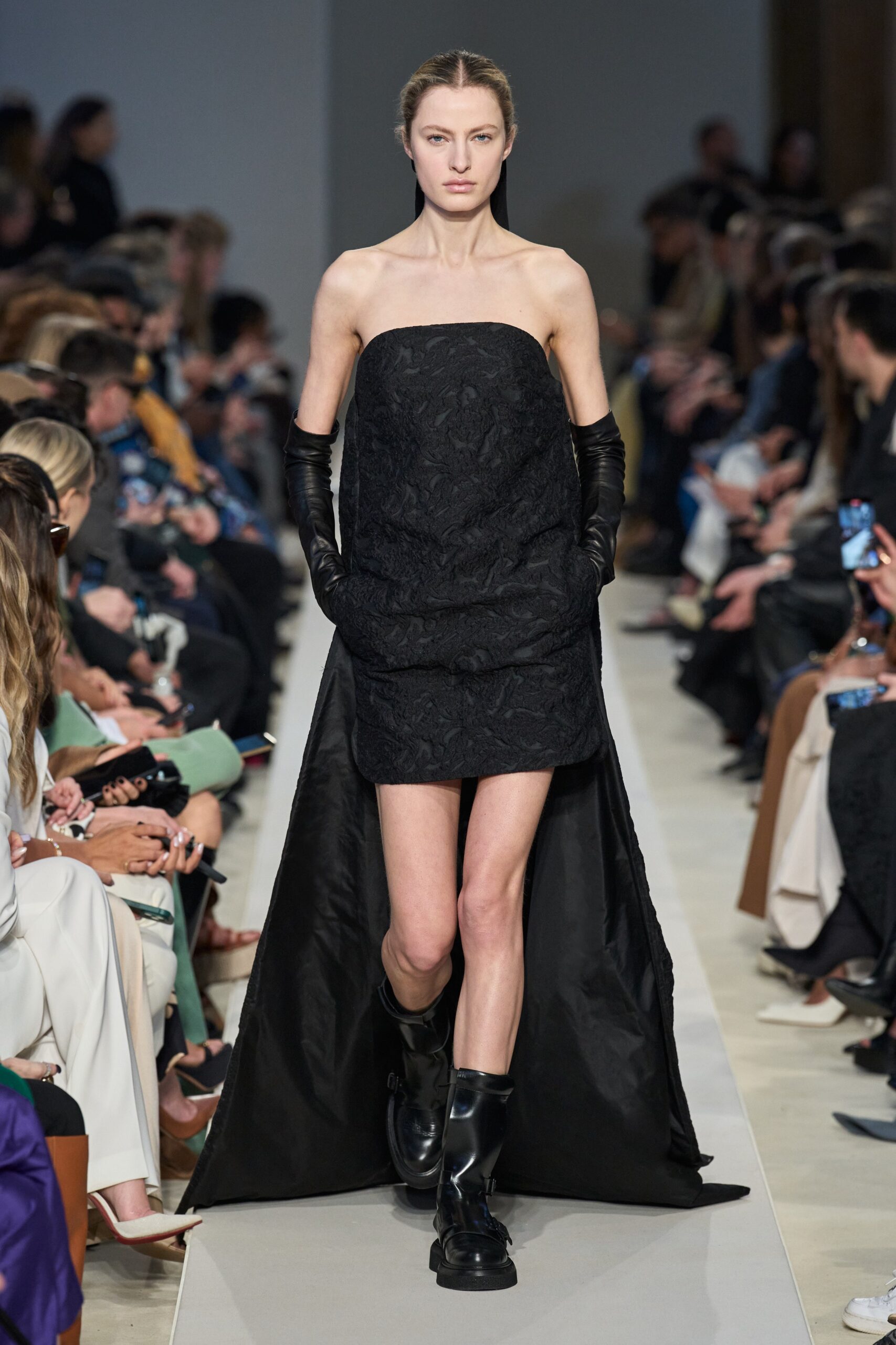 Max Mara F/W 23 Look 47