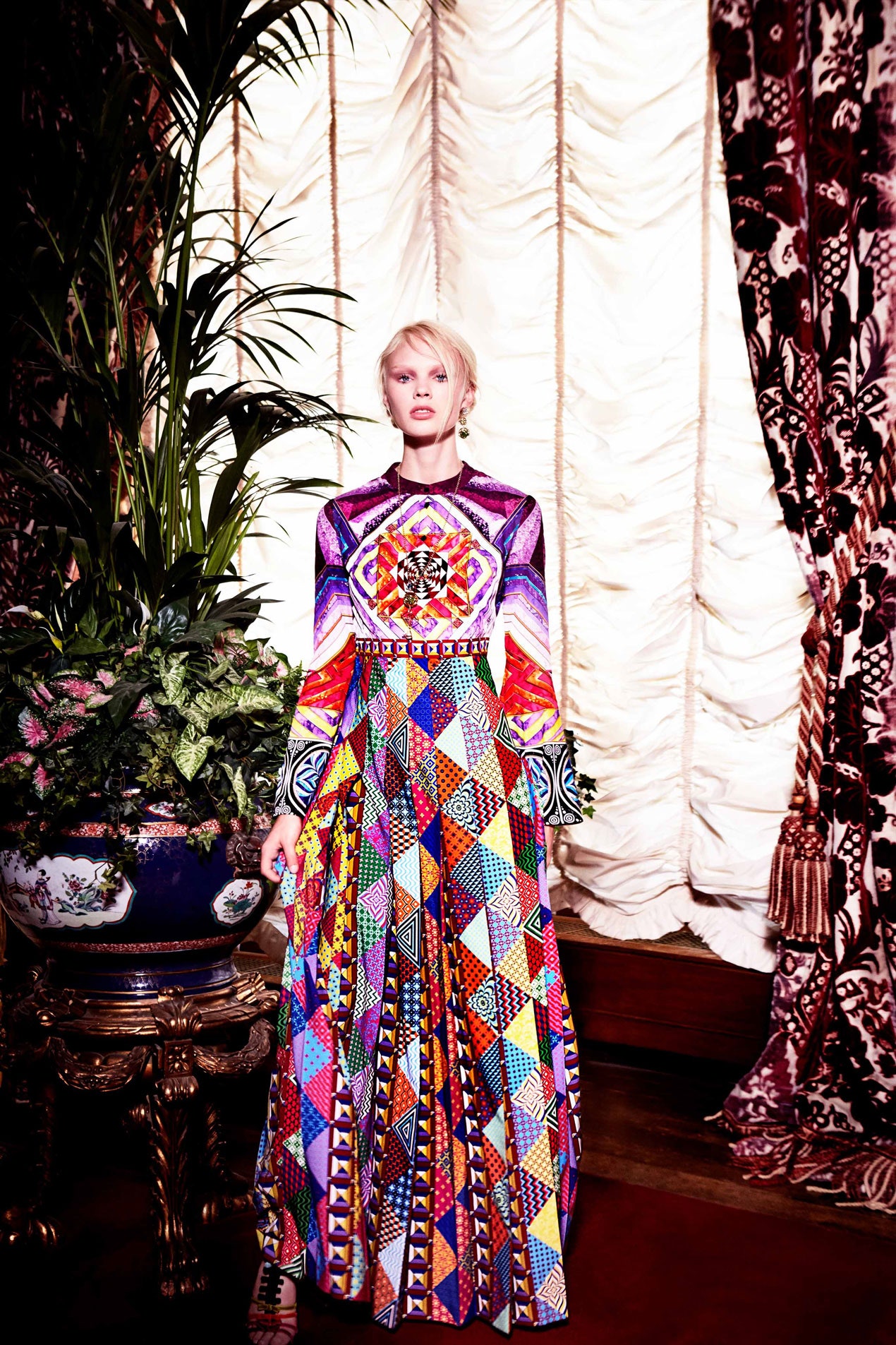 Mary Katrantzou Resort 18 Look 1