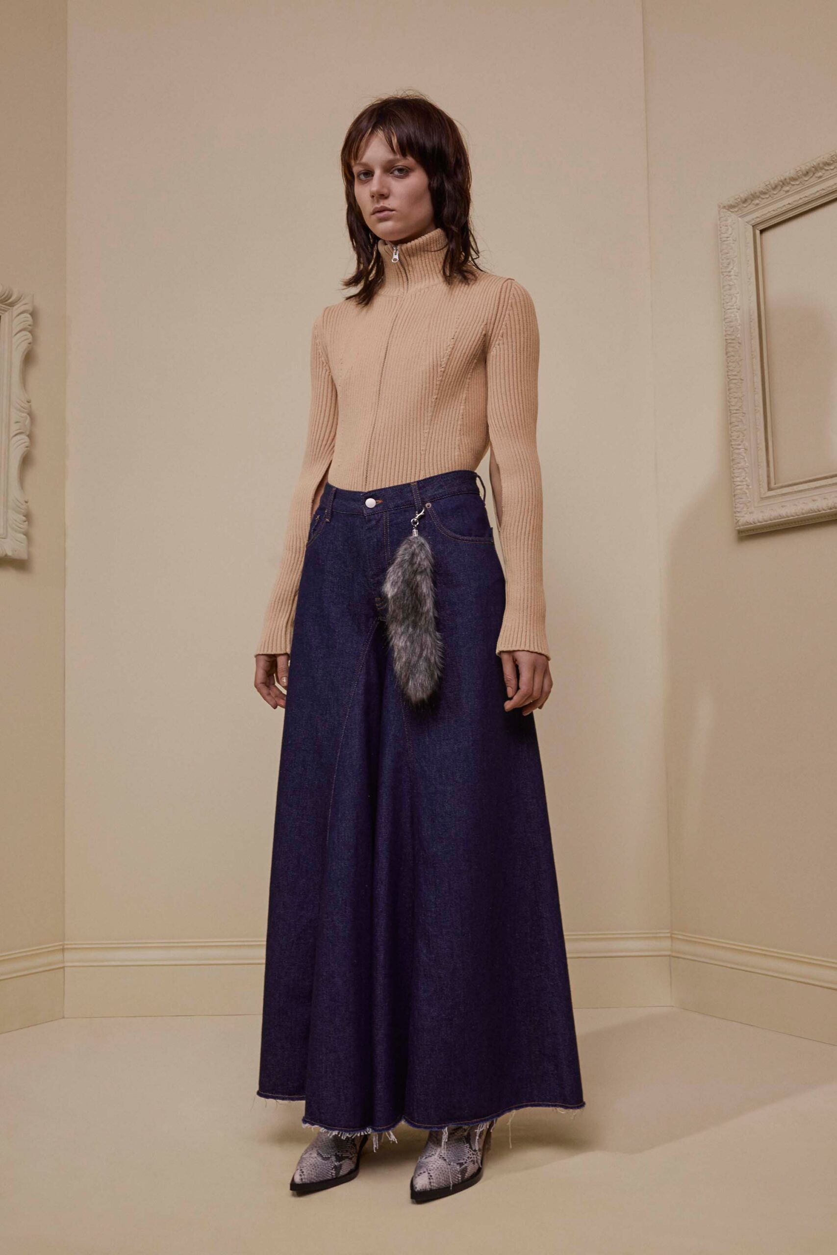 MM6 Maison Margiela F/W 17 Look 2