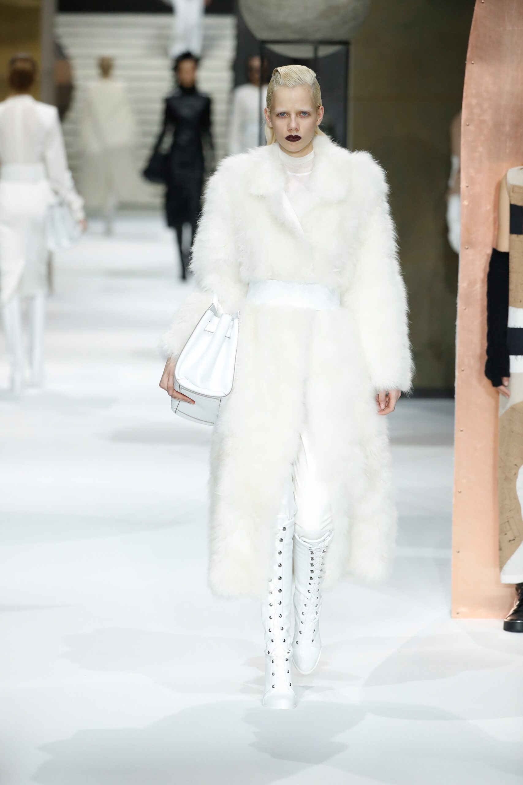 Max Mara F/W 17 Look 5