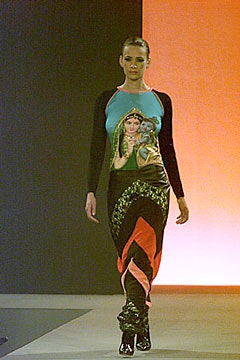 Matthew Williamson F/W 00 Look 24