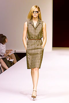 Max Mara S/S 00 Look 18