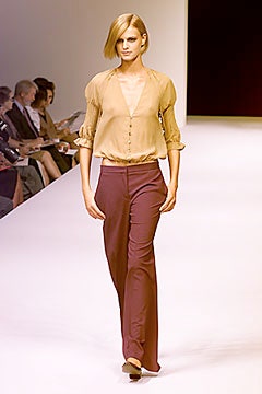 Max Mara S/S 00 Look 36
