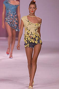 Matthew Williamson S/S 01 Look 19