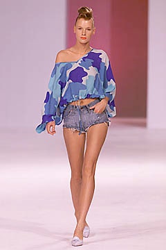 Matthew Williamson S/S 01 Look 28