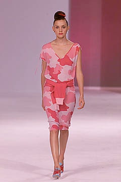 Matthew Williamson S/S 01 Look 29