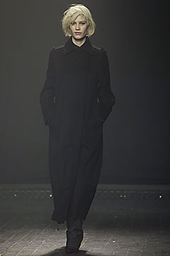 Martine Sitbon Fall 2001 Ready-to-Wear