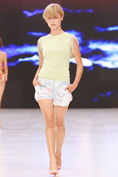 Matthew Williamson S/S 02 Look 10